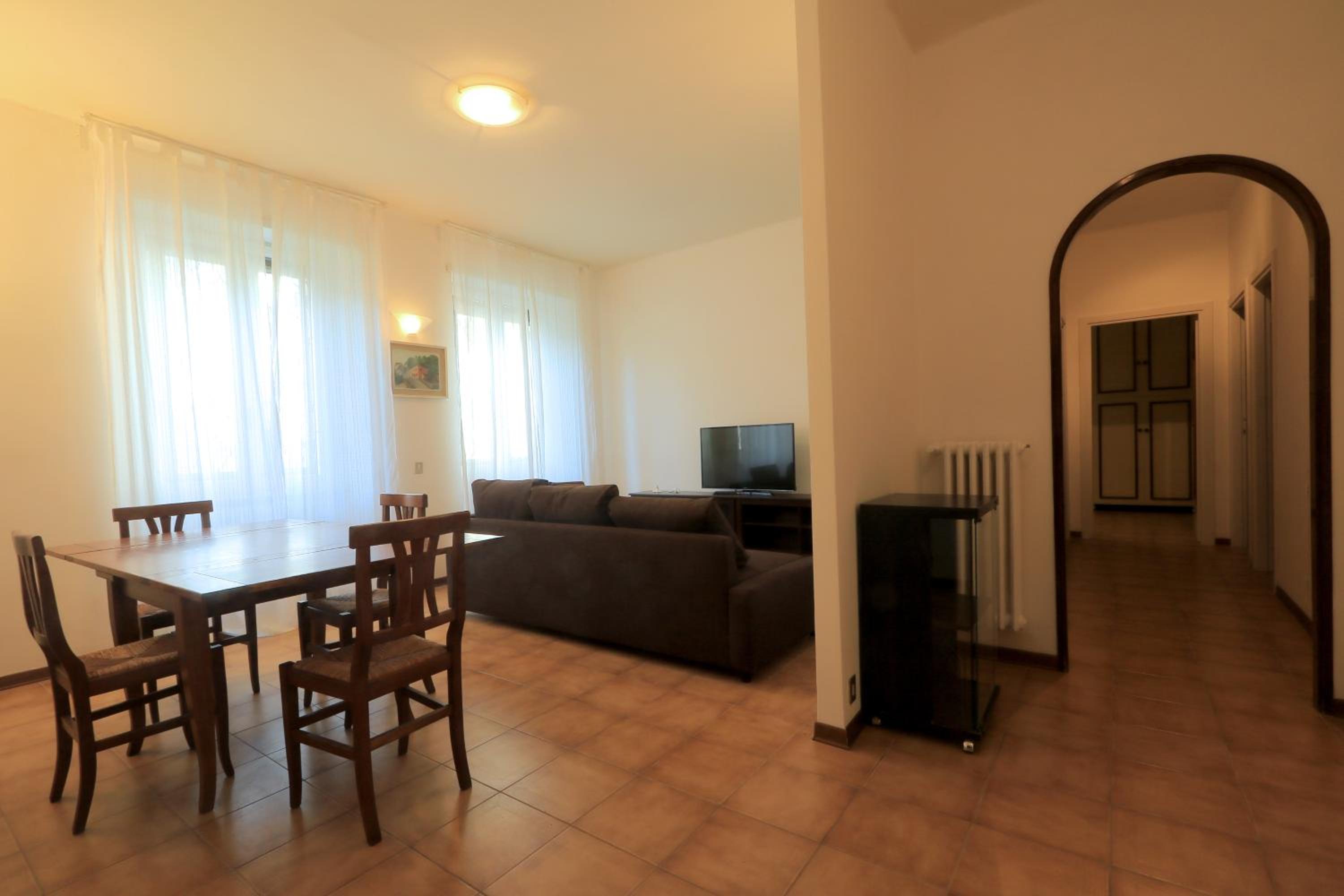 Two-Bedroom Apartment - Photo 13