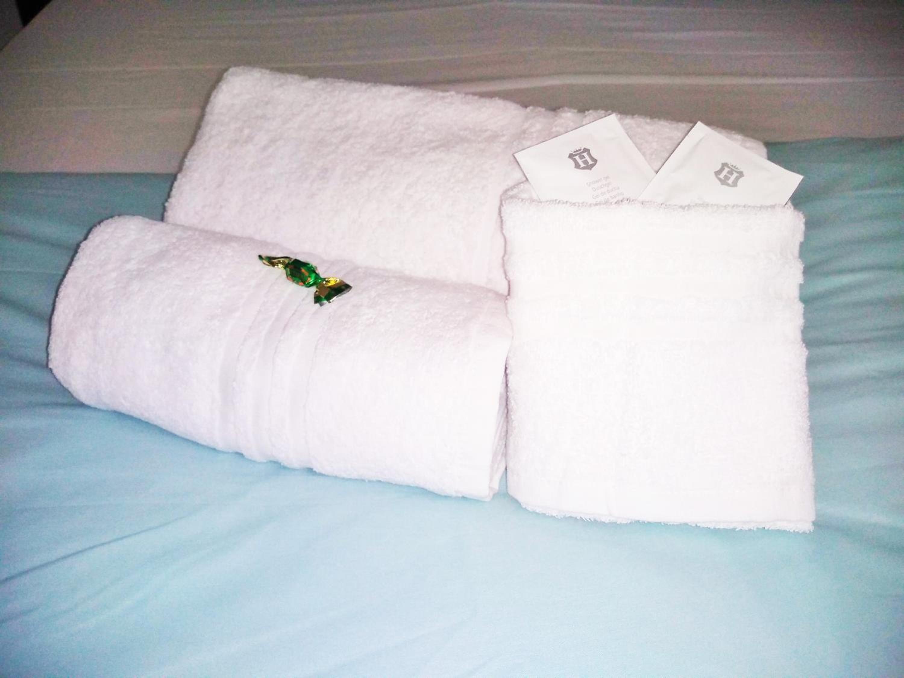Double or Twin Room with Private Bathroom