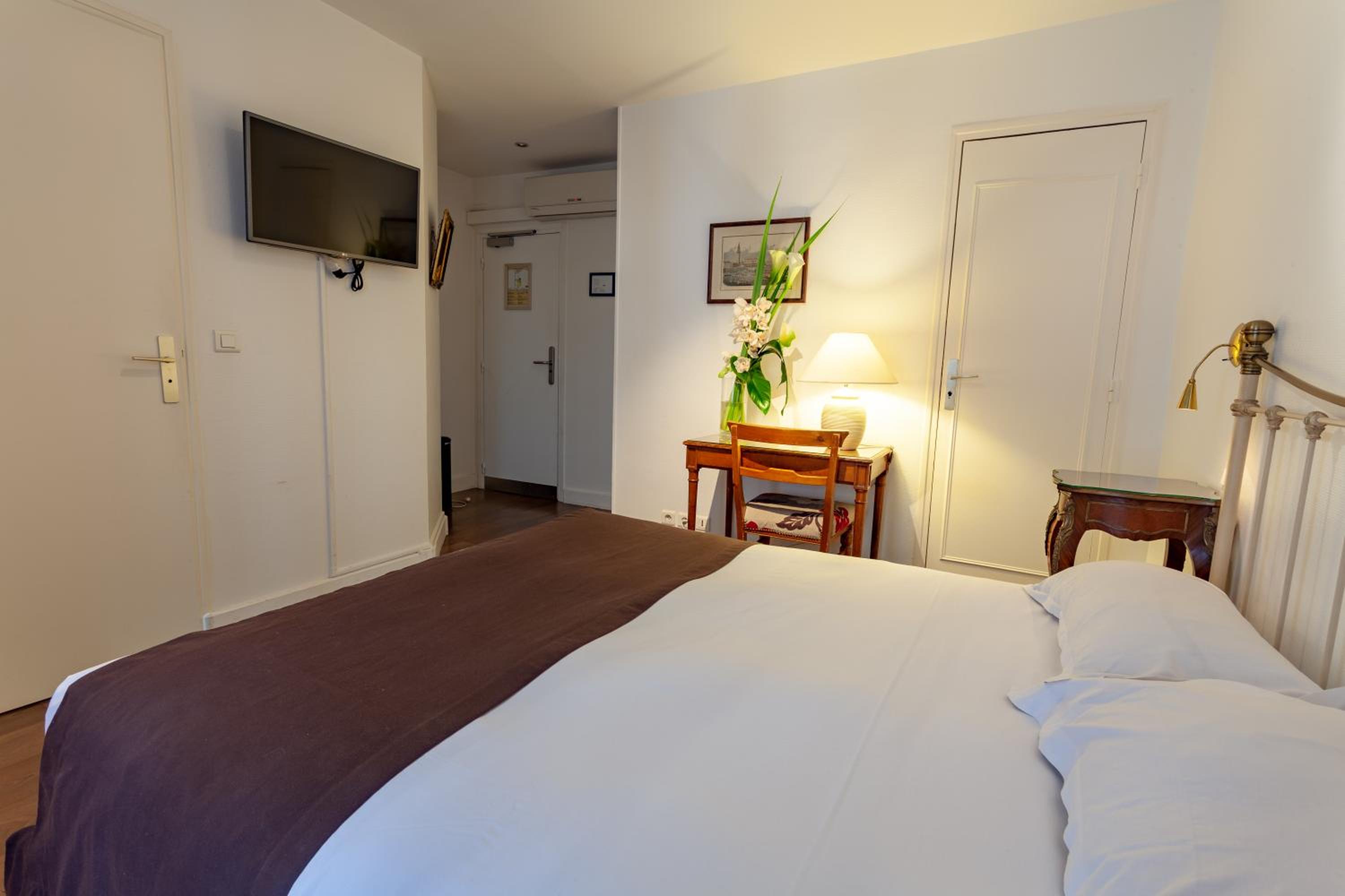 Superior Double Room photo 2