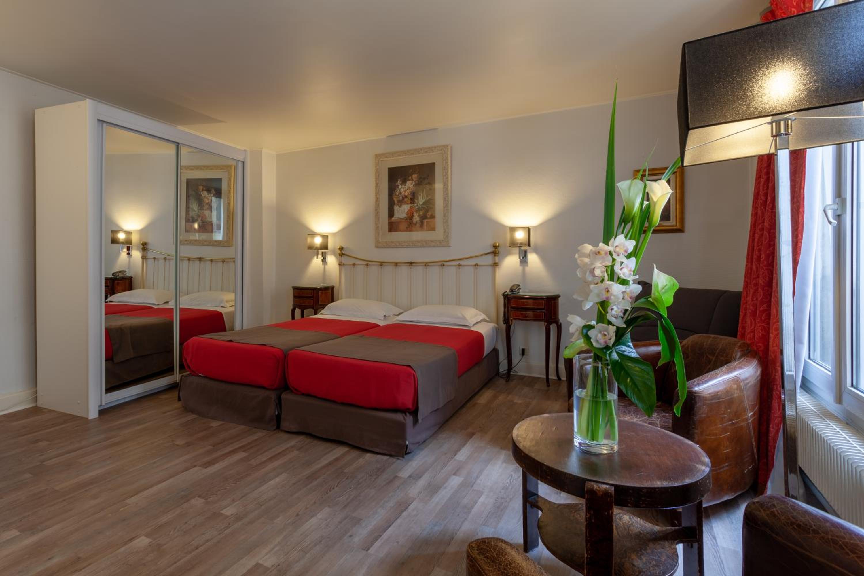 Deluxe Triple Room photo 3