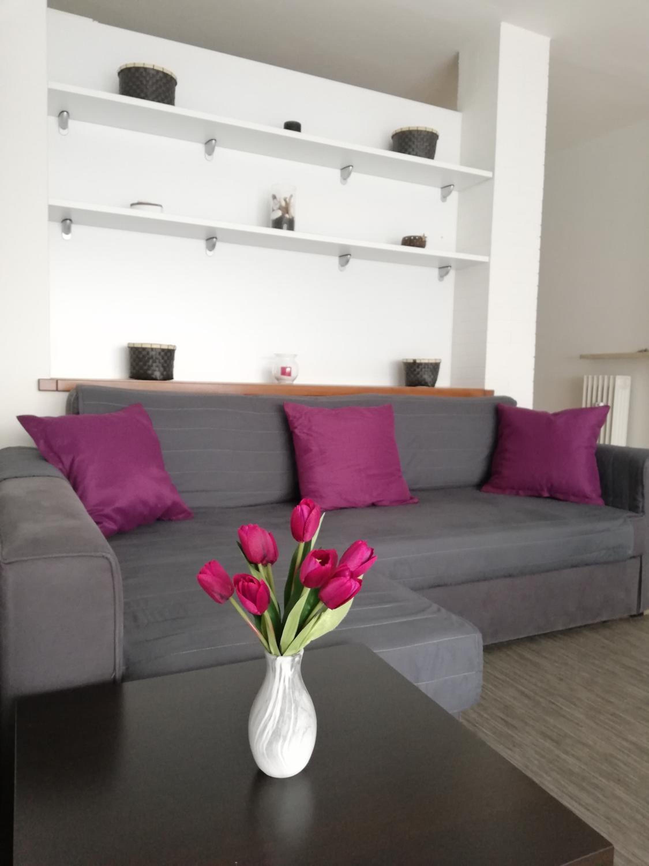 Apartment with Terrace - Photo 13