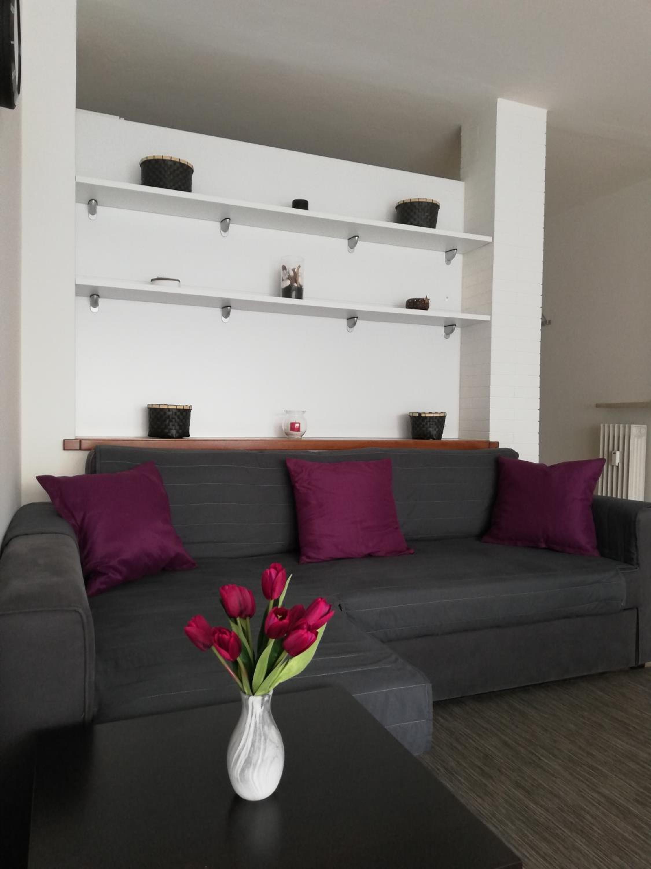 Apartment with Terrace - Photo 2