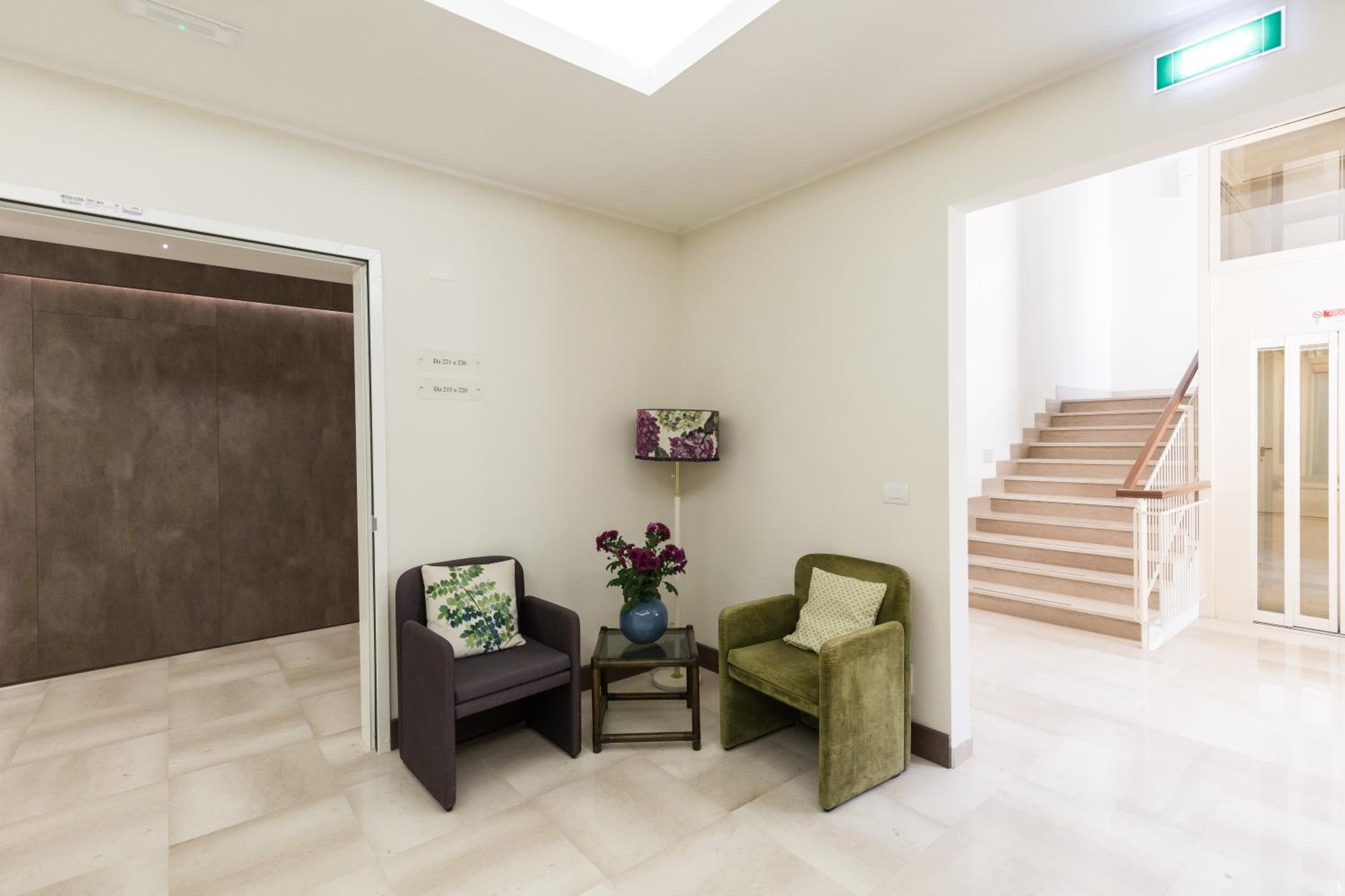 One-Bedroom Apartment - Photo 11