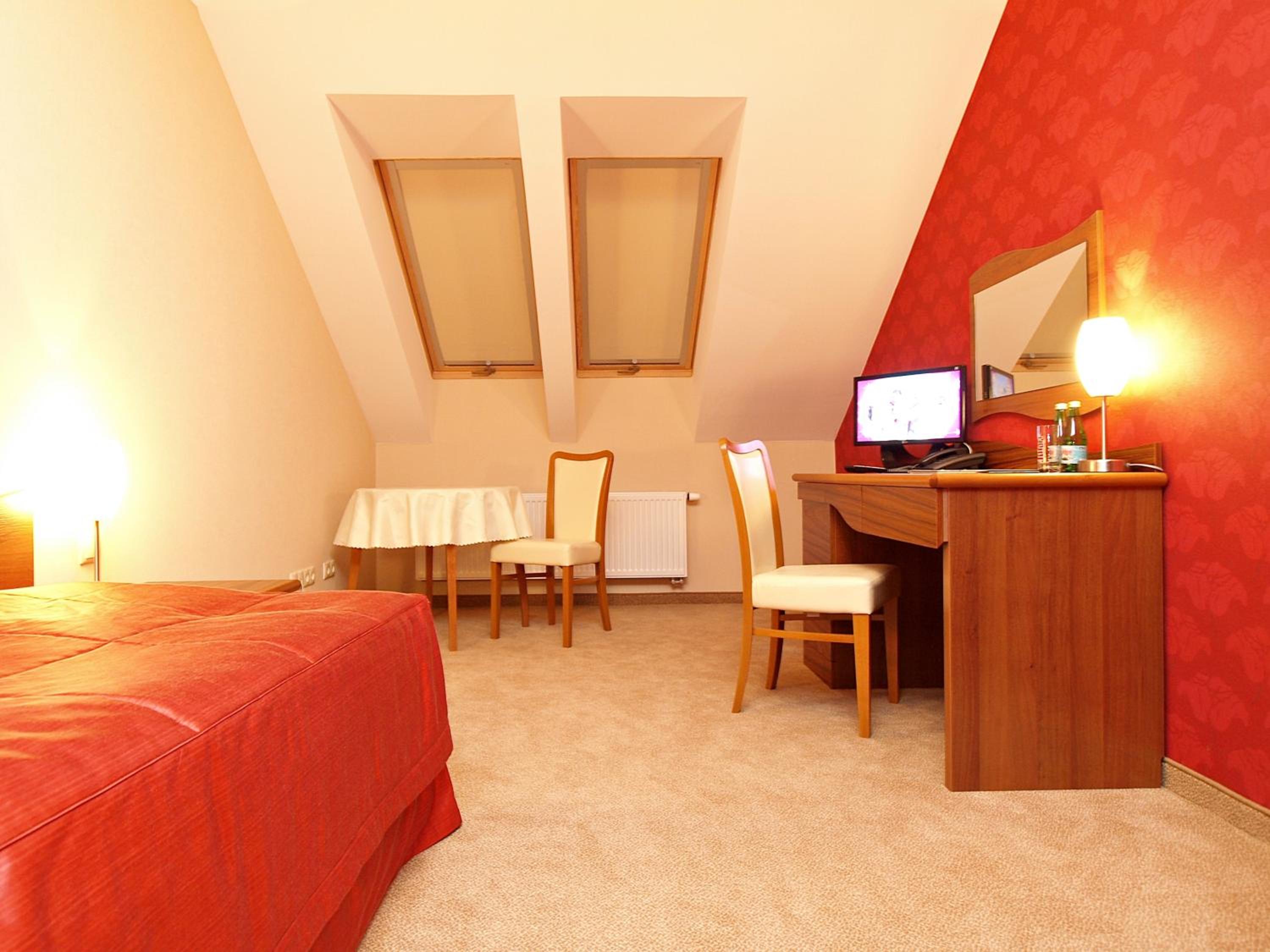 Double or Twin Room photo 1