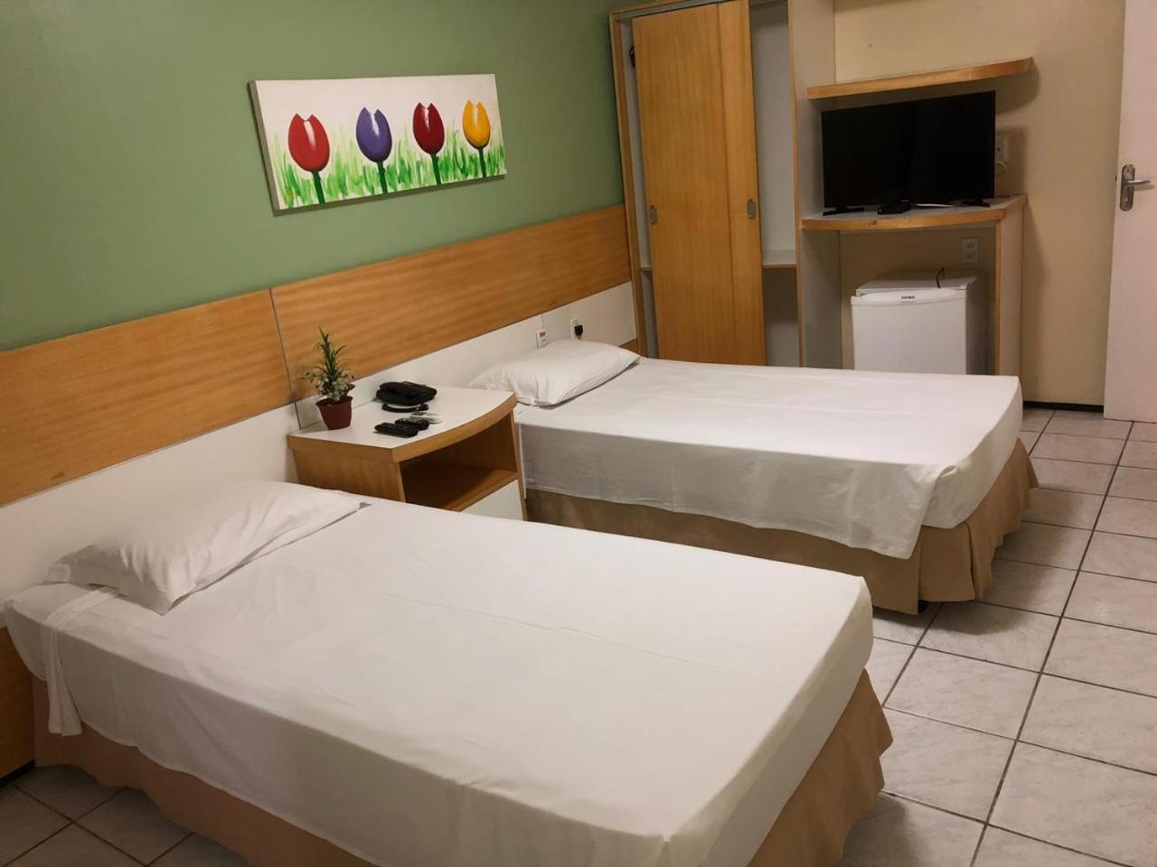Double Room with Two Single Beds photo 1