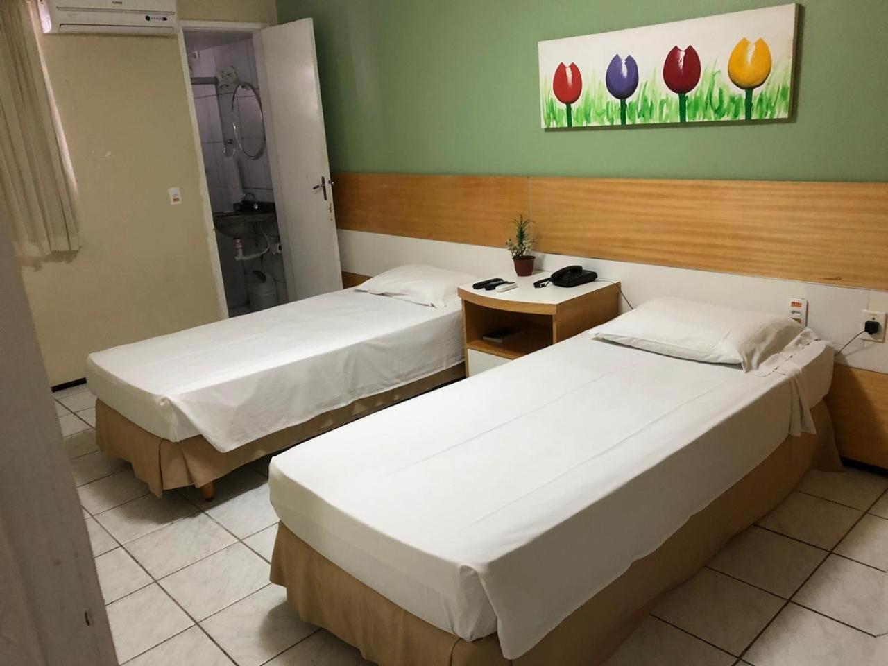 Double Room with Two Single Beds photo 3