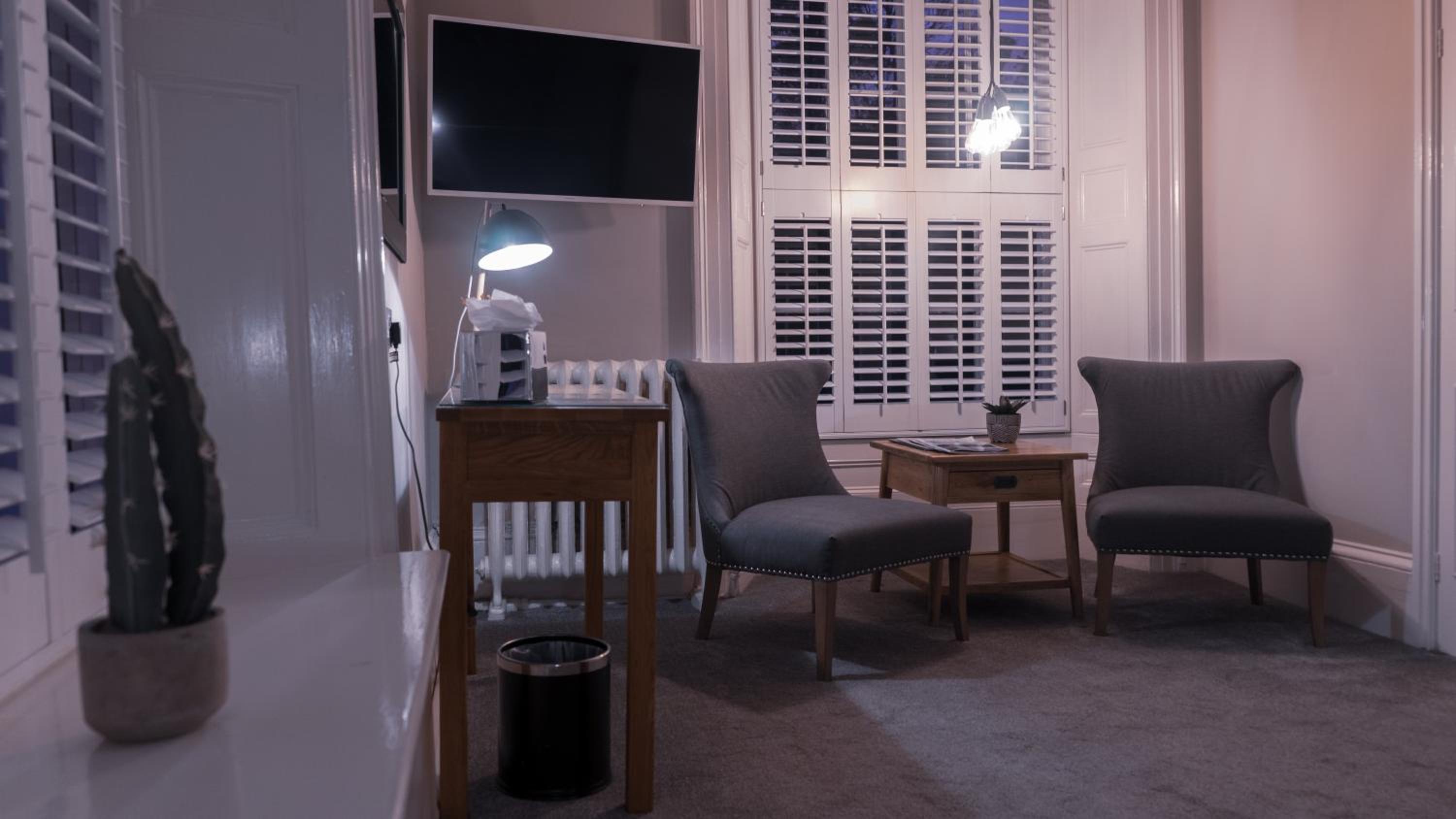 Tweed Suites - Photo 3
