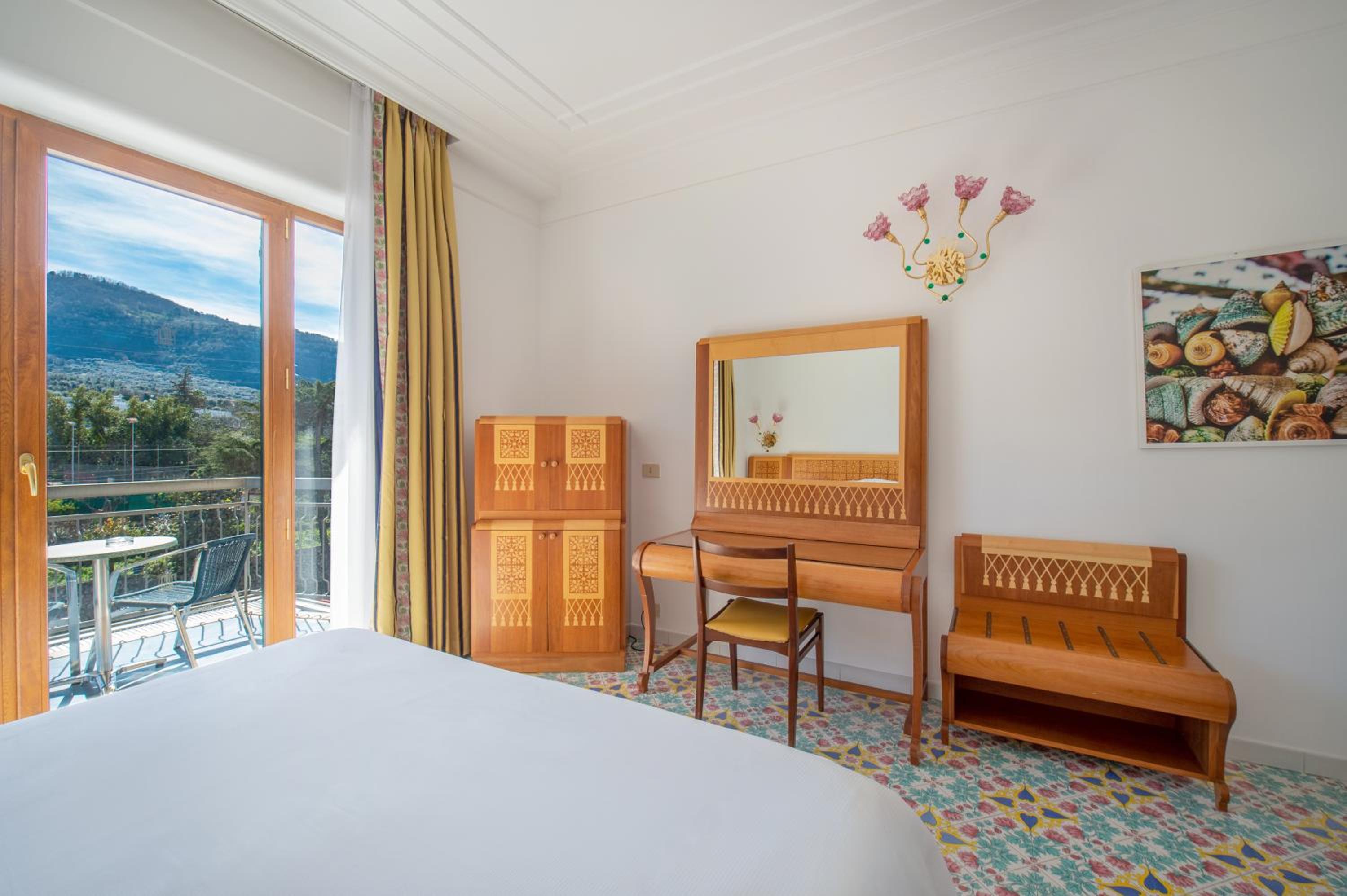 Classic Double or Twin Room - Photo 4
