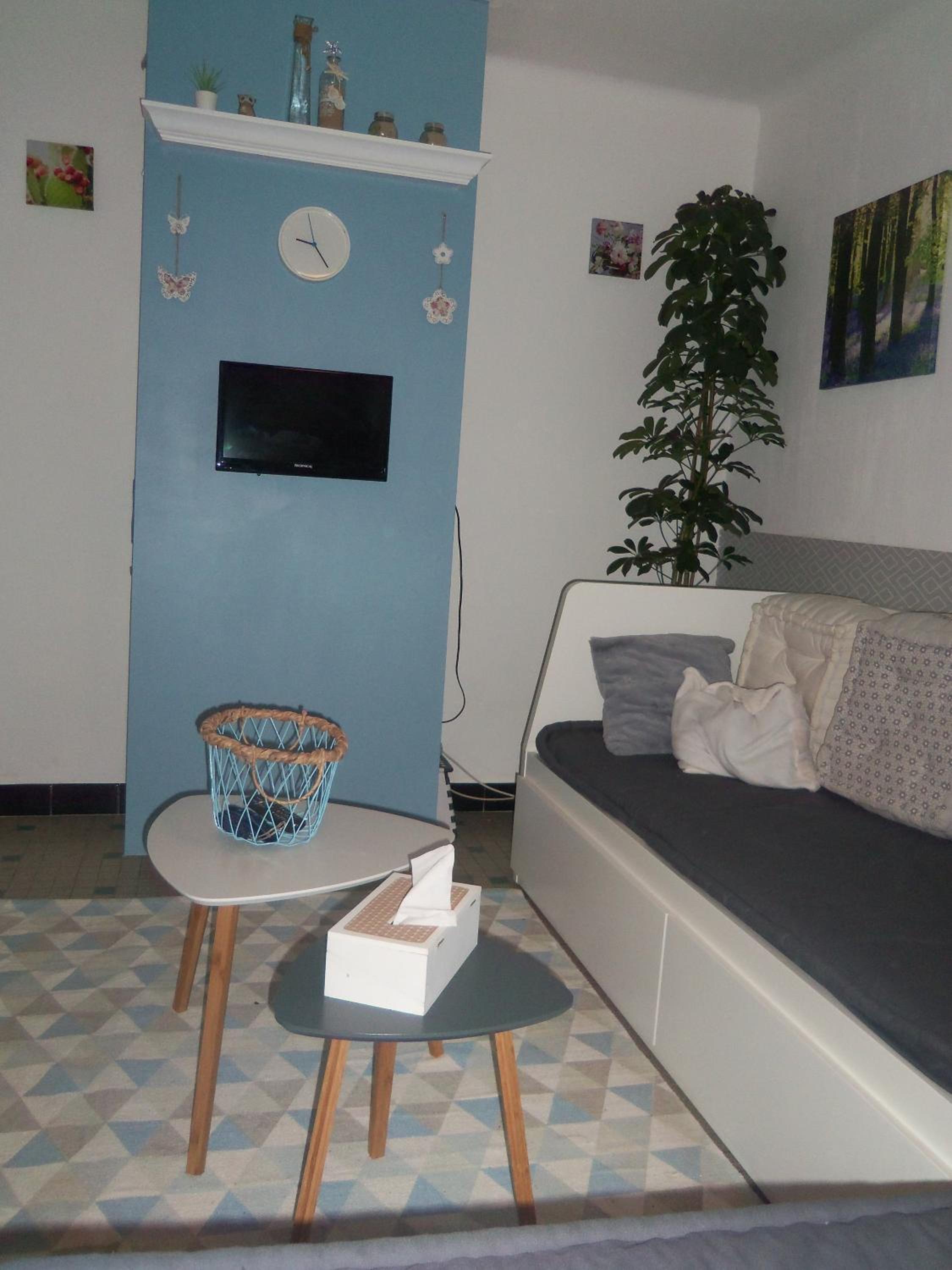 Double or Twin Room with Extra Bed - Photo 2