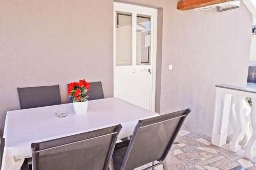 Apartment - Split Level