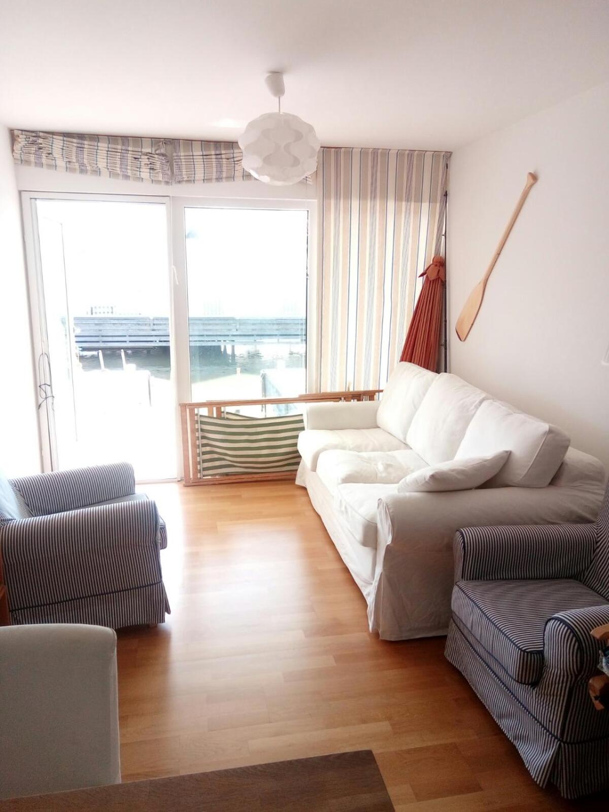 One-Bedroom Apartment photo 1