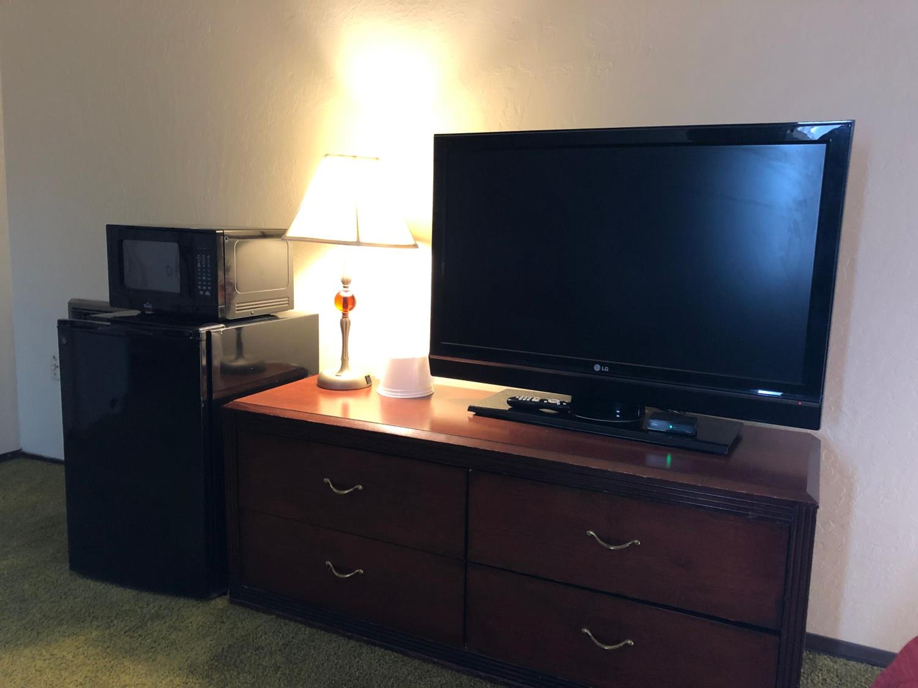 Deluxe Family Room photo 3