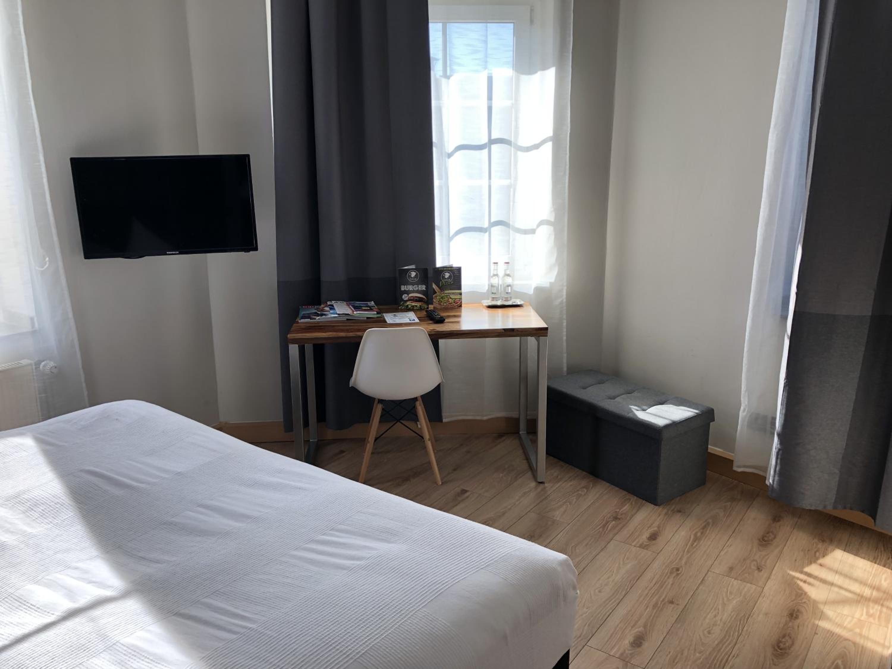 Comfort Double Room - Photo 11