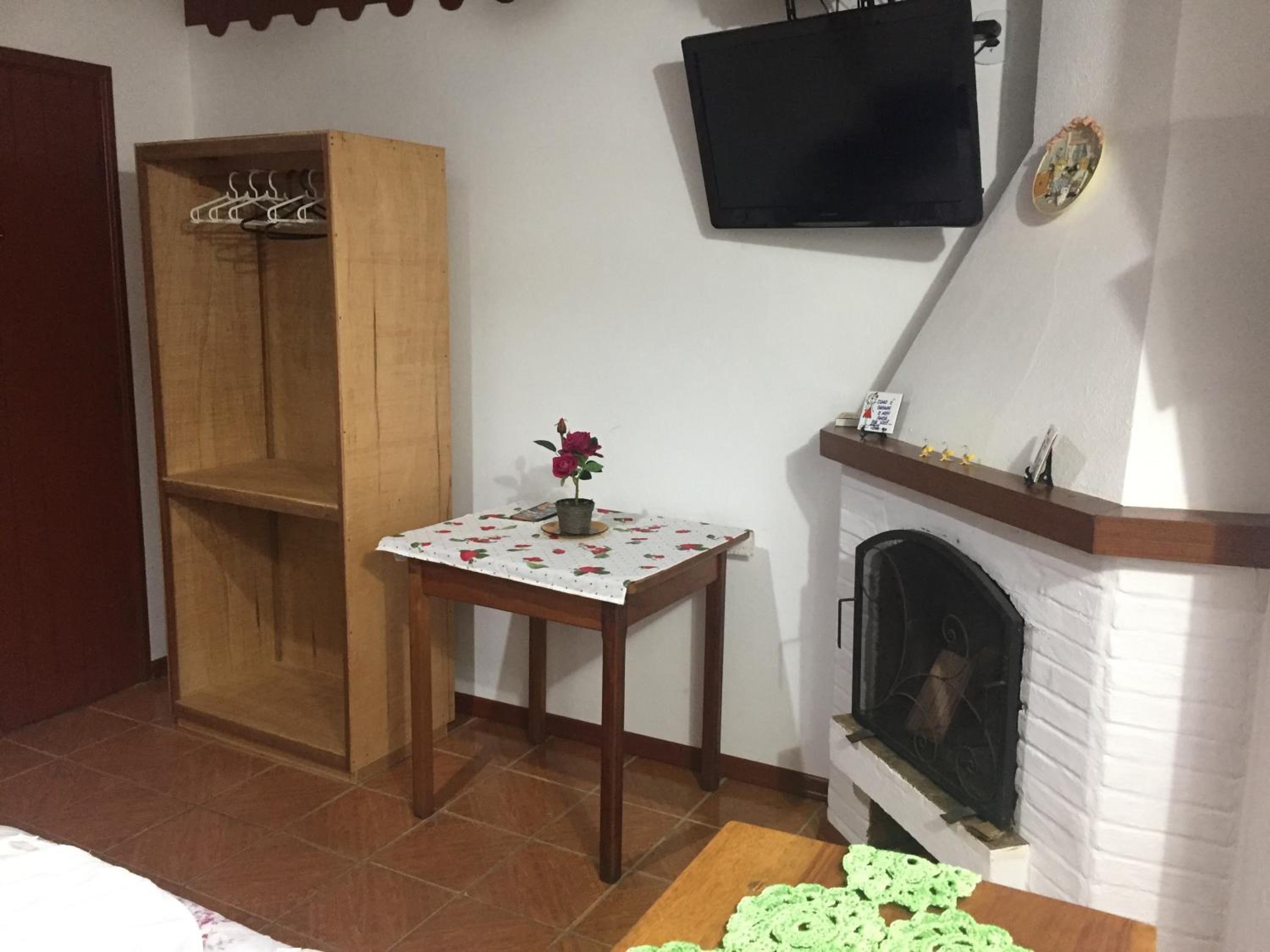 Double Room - Photo 6