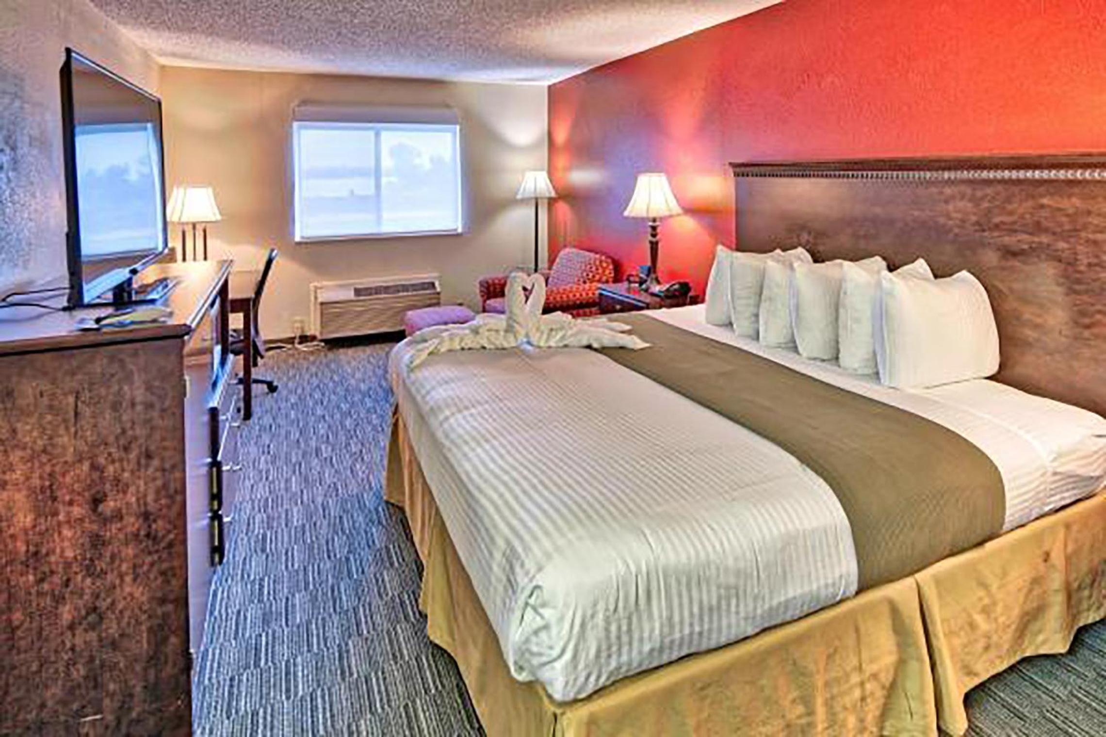 King Room - Non-Smoking photo 1