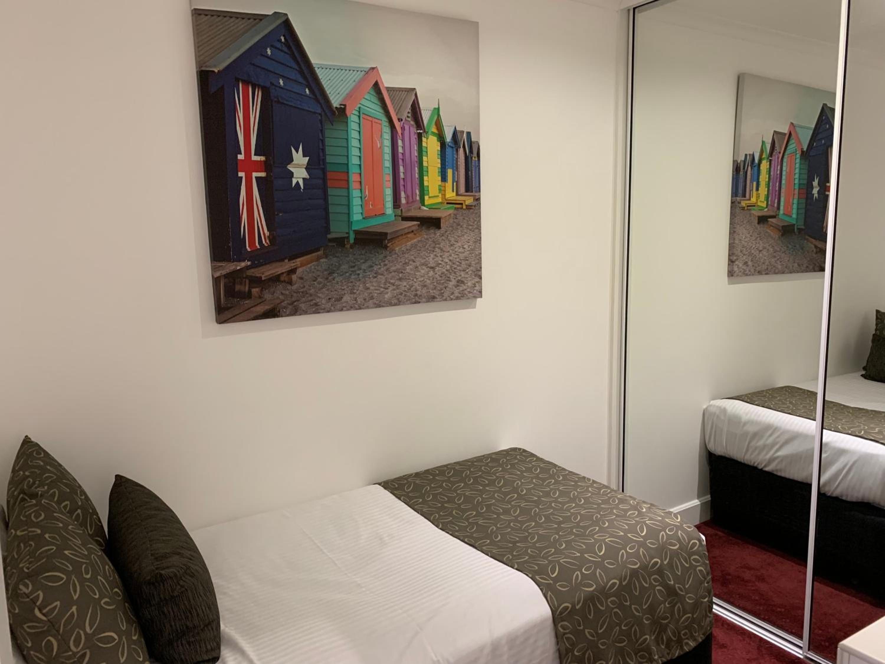 Two-Bedroom Suite C photo 3
