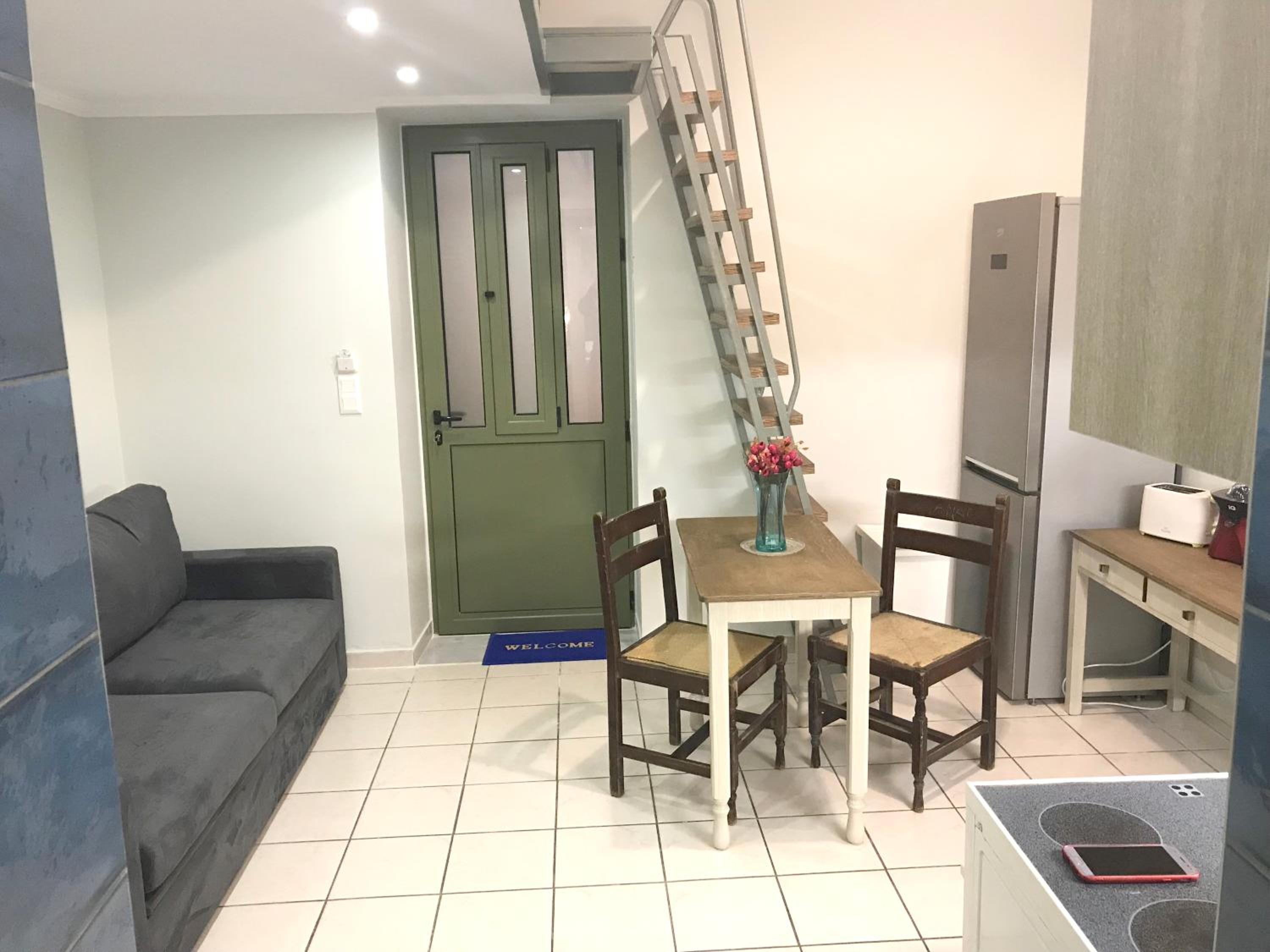 One-Bedroom House photo 2