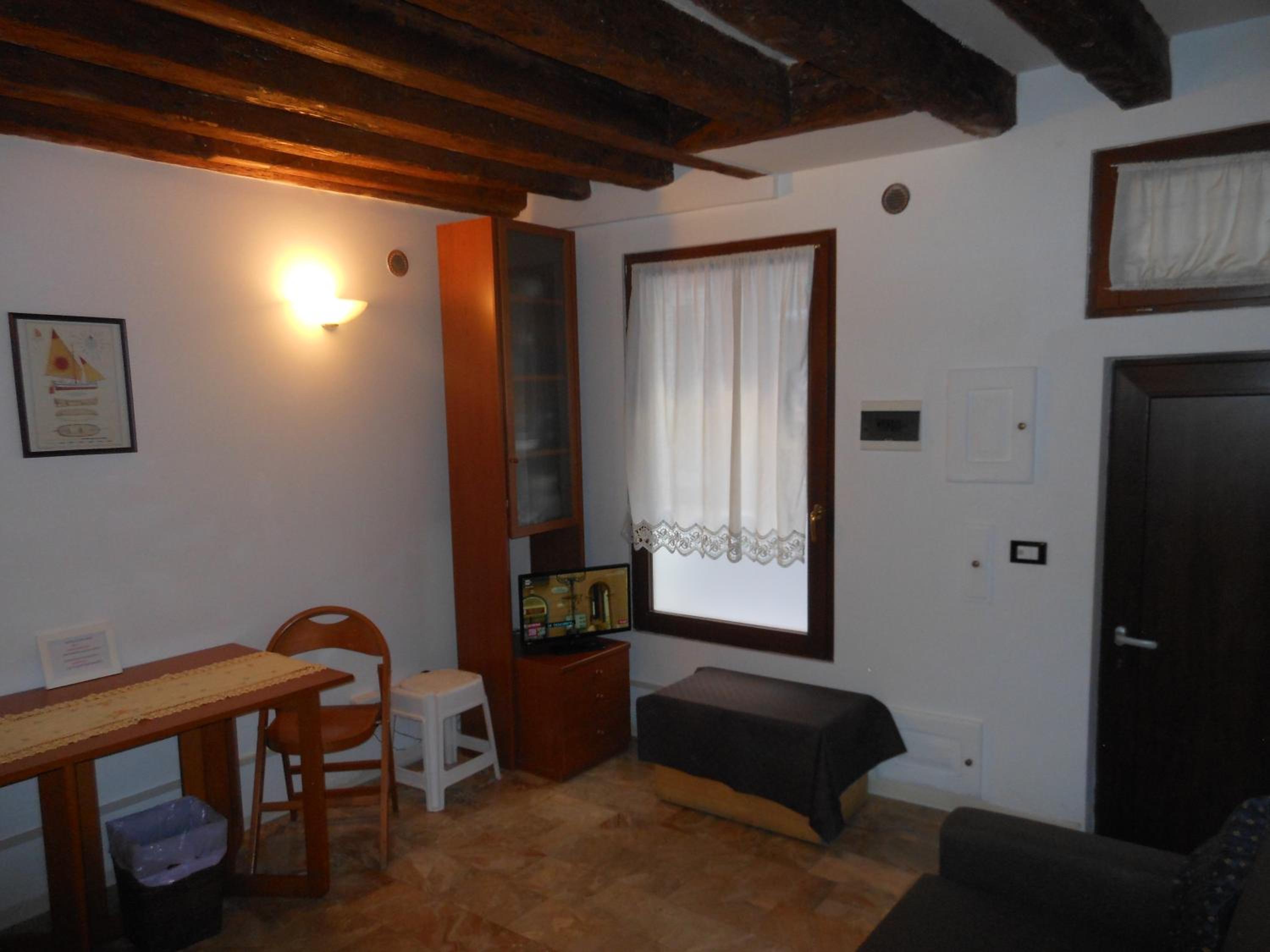 Double or Twin Room photo 3