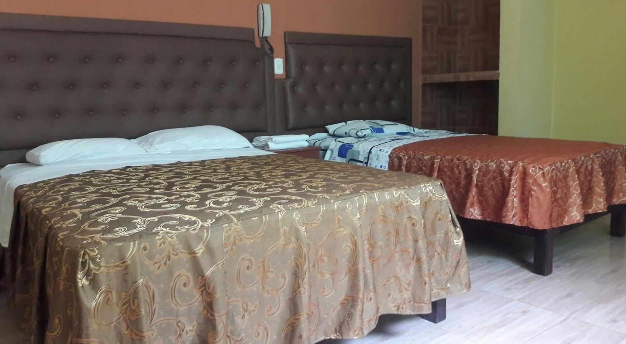 Twin Room with Private Bathroom