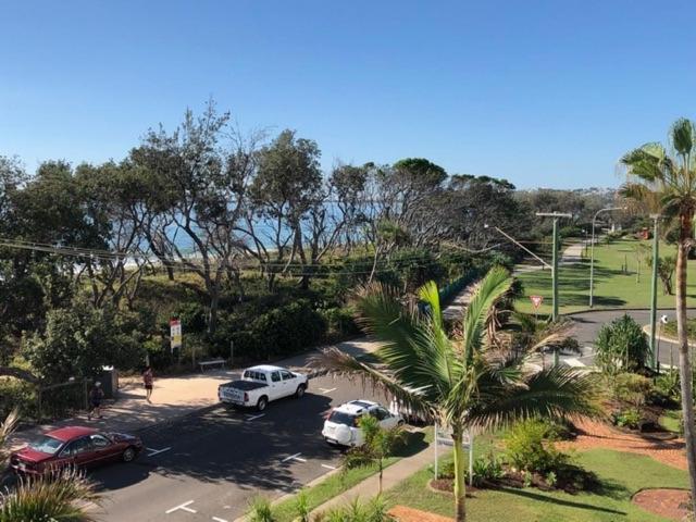 Premium Two-Bedroom Apartment - Top Floor with Sea View photo 2