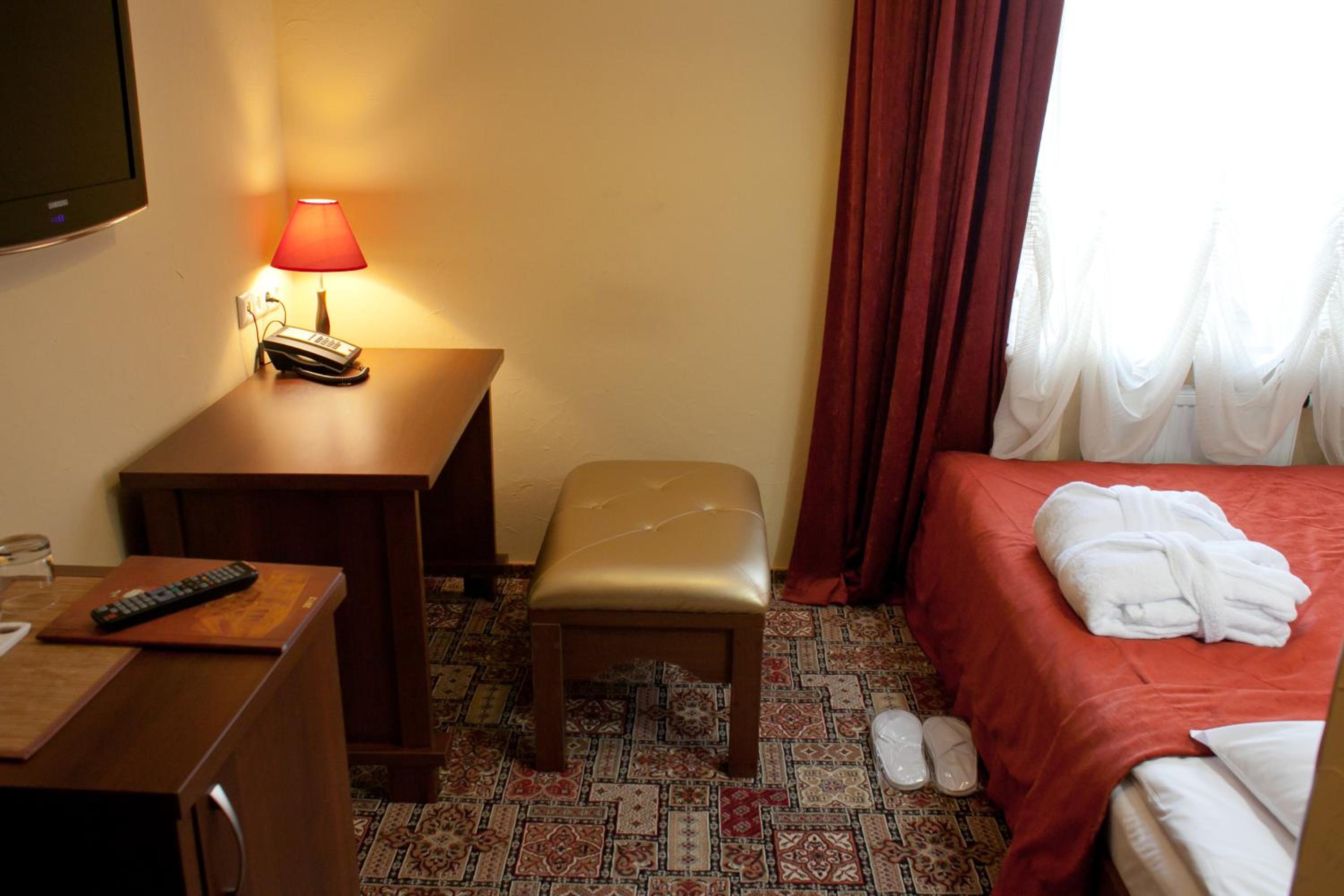 Standard Double Room photo 3