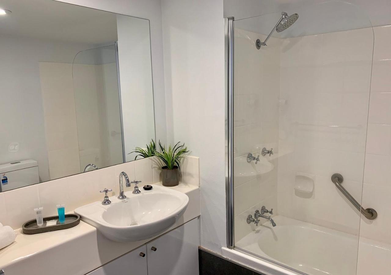 Superior Suite - Photo 7