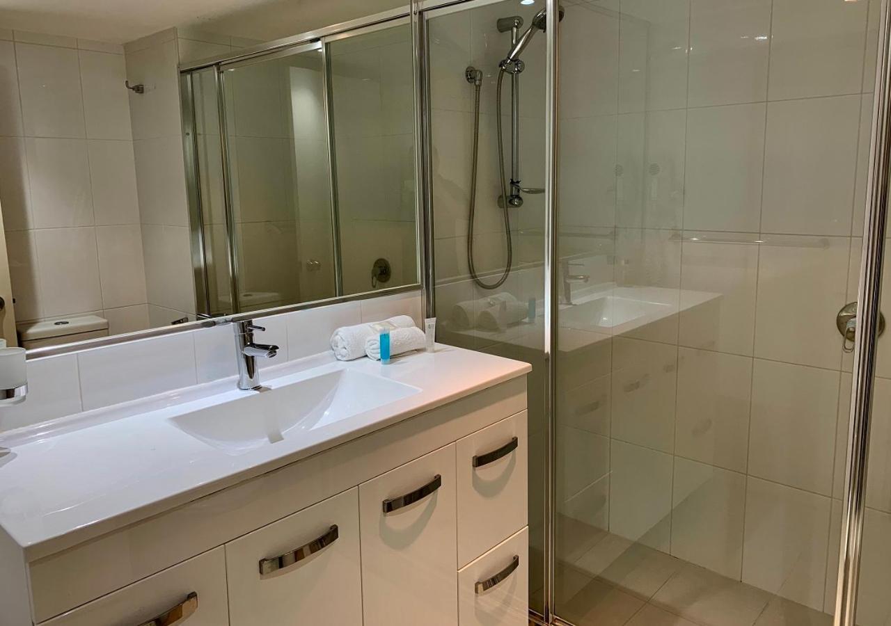 Superior Suite - Photo 12