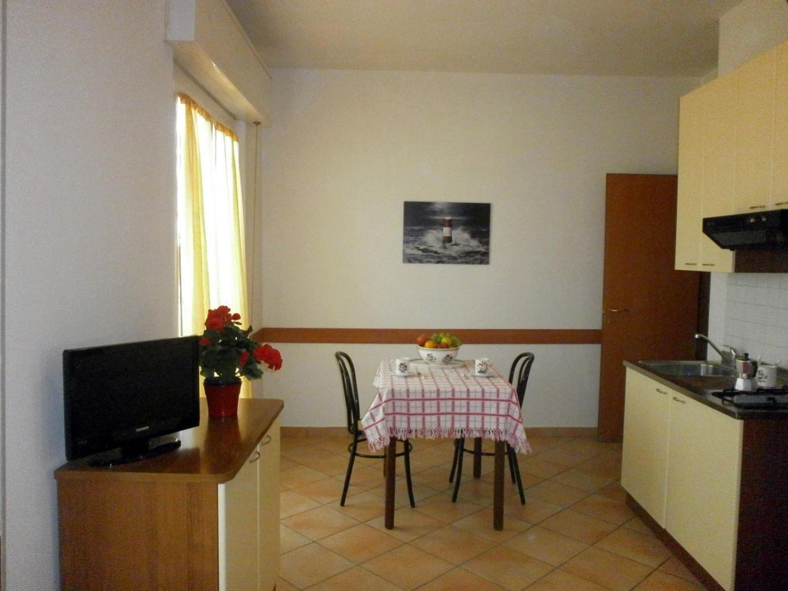 Studio With Balcony - Photo 19