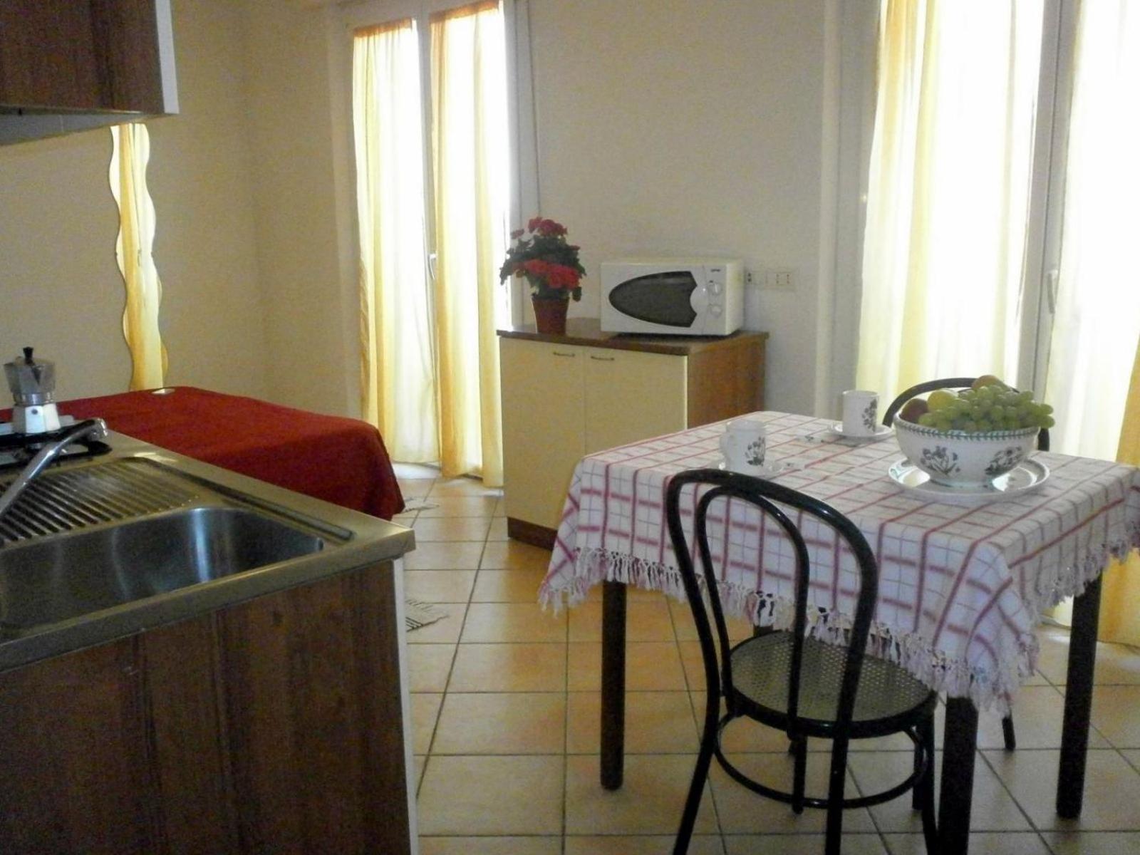 Studio With Balcony - Photo 23