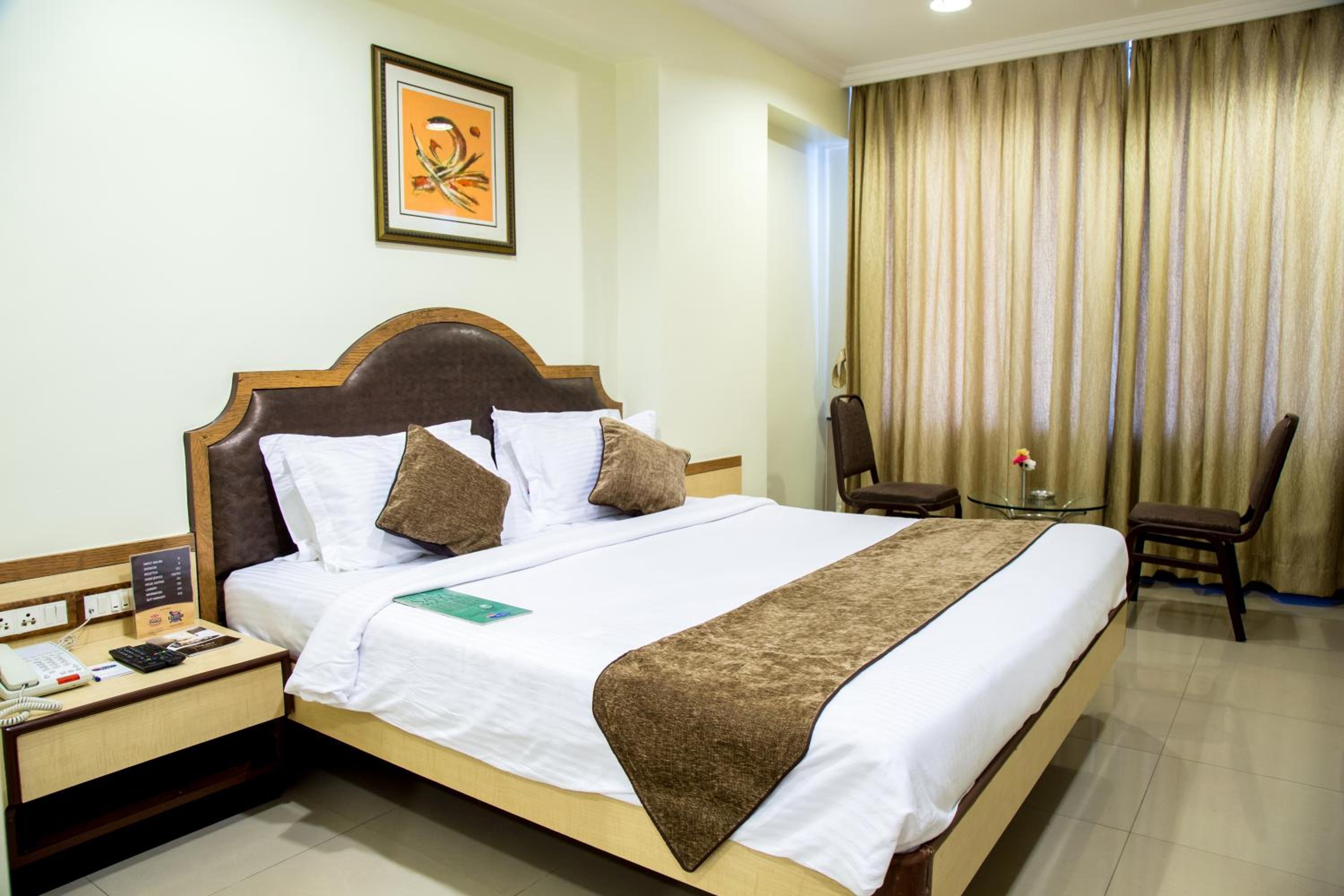 Deluxe Room - Photo 4