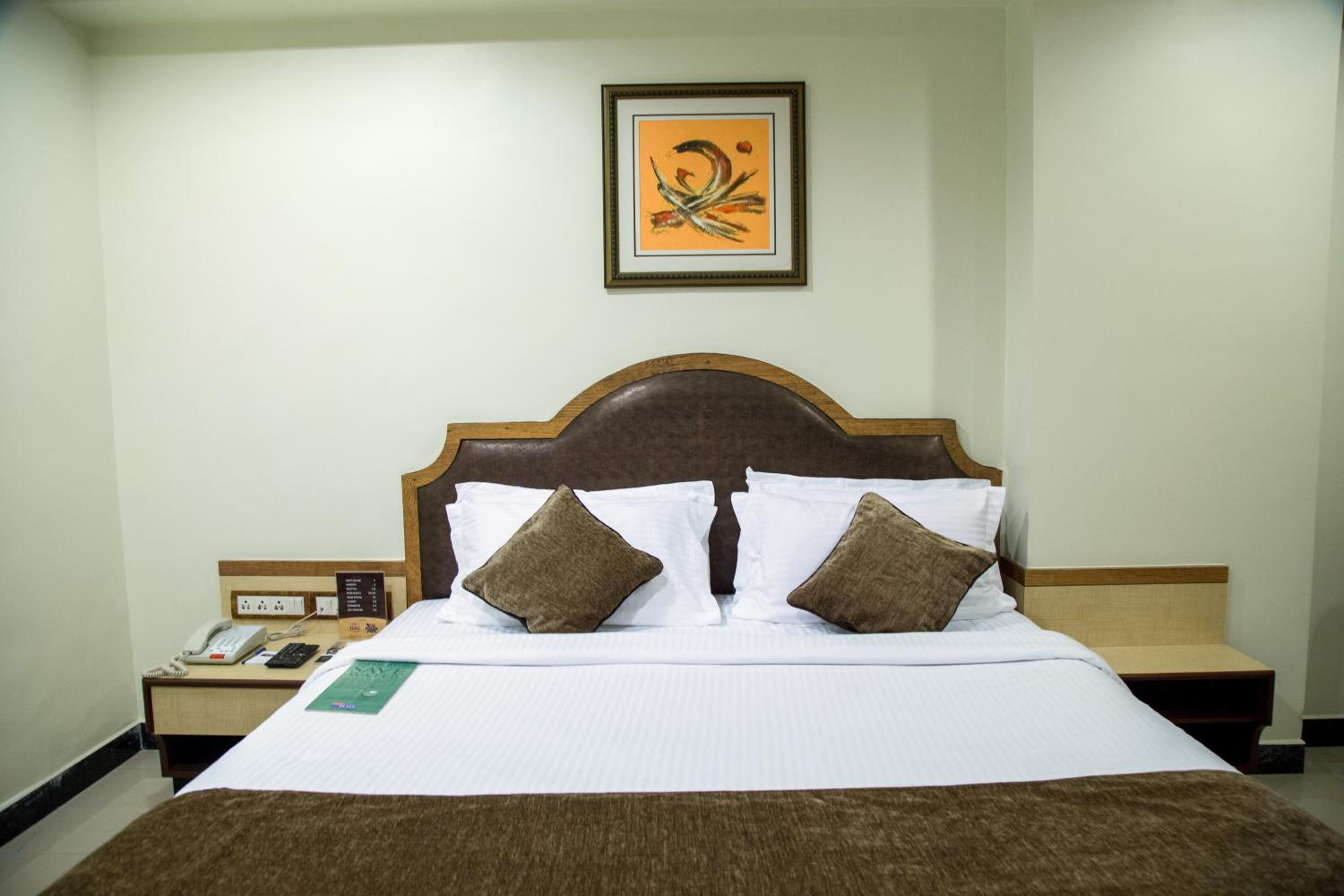Deluxe Room - Photo 2