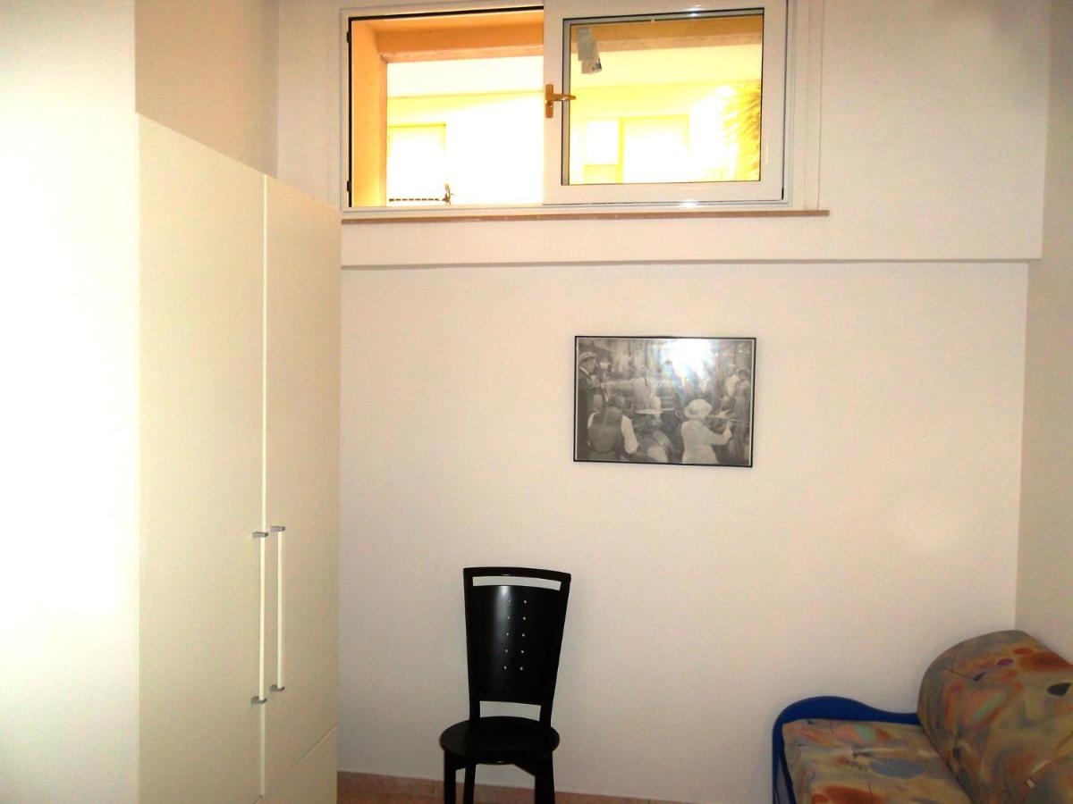 Two-Bedroom Apartment photo 3