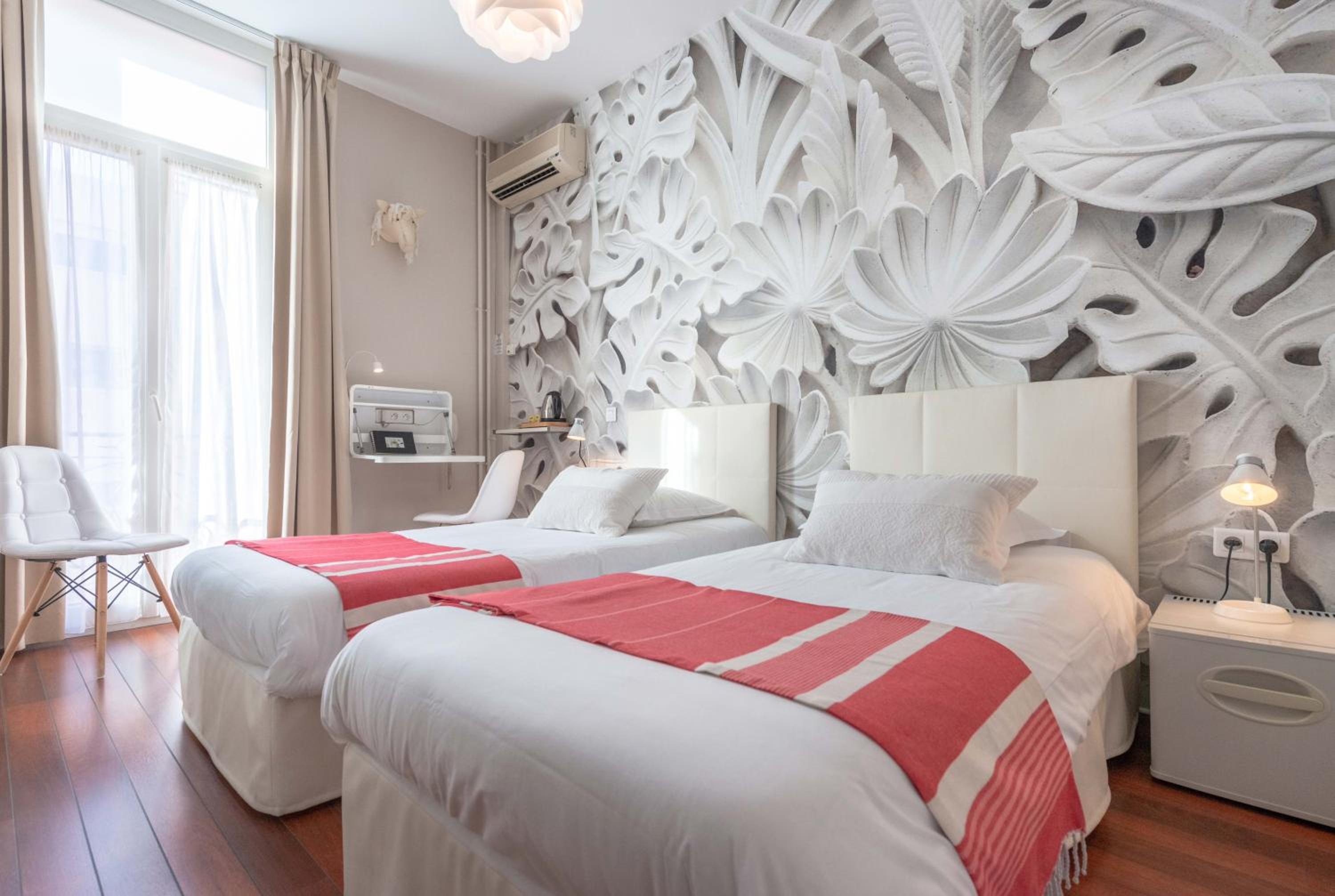 Double or Twin Room - Photo 1