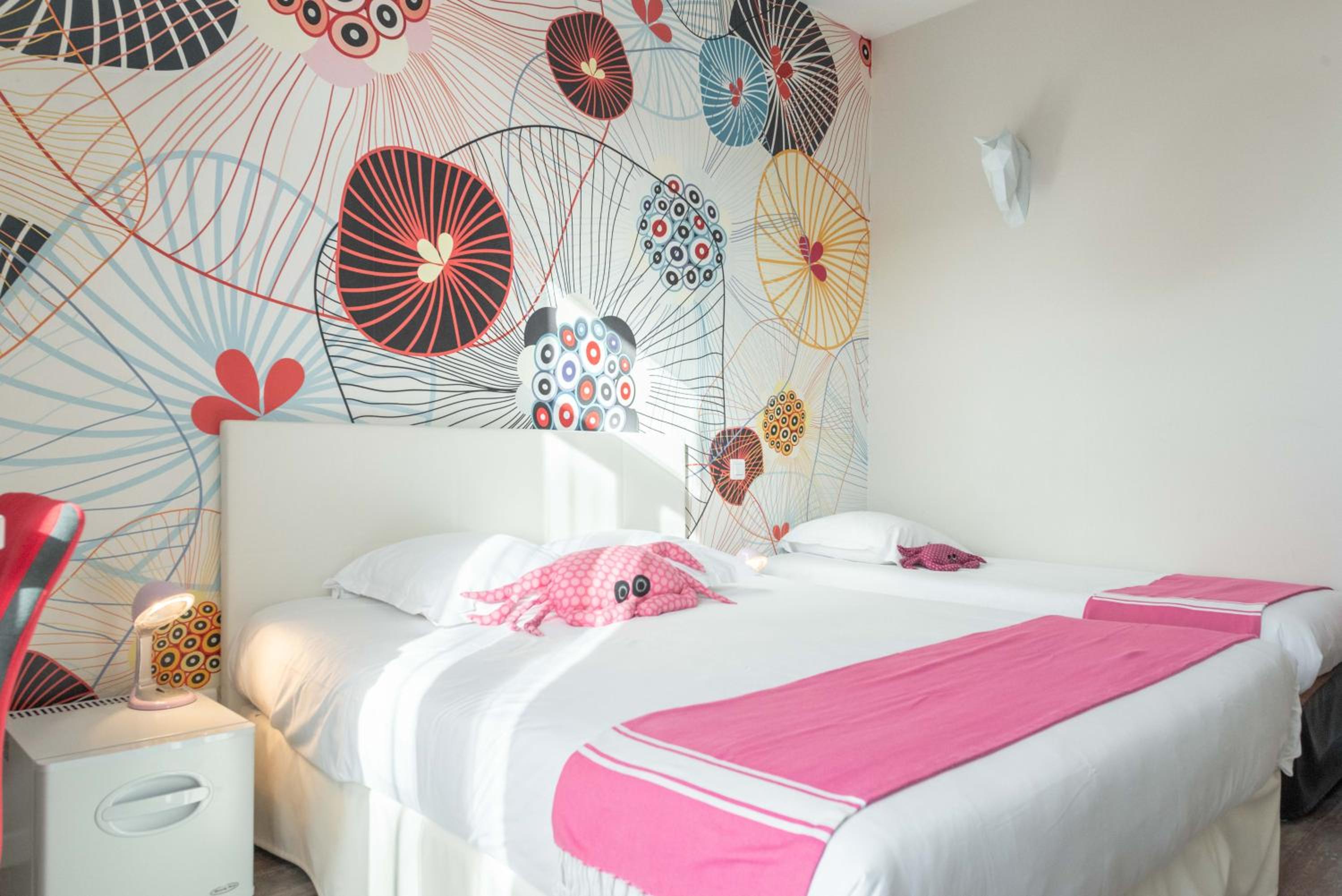 Triple Room - Photo 11