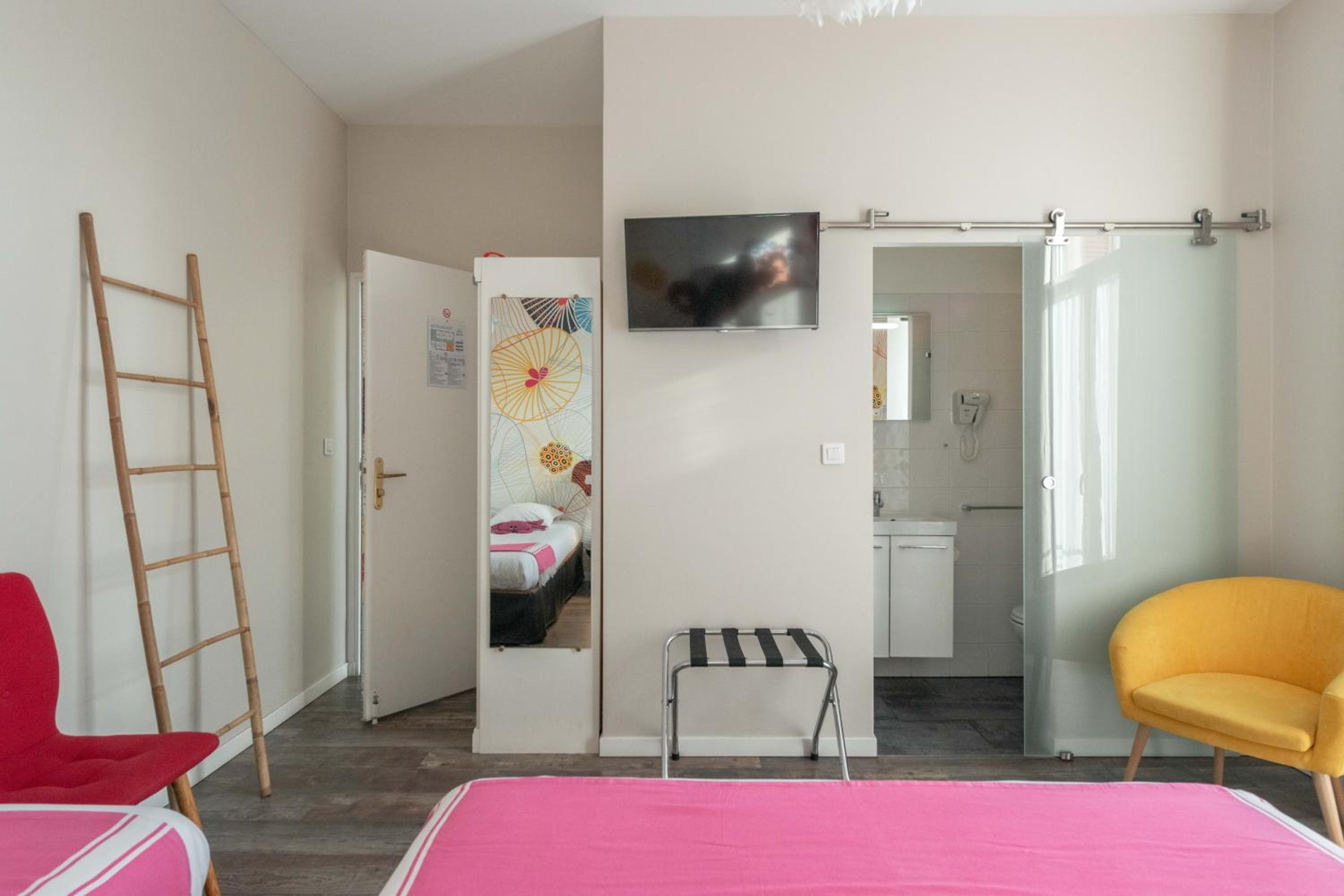 Triple Room - Photo 10