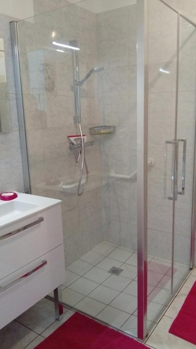 Comfort Triple Room with Shower - Photo 6