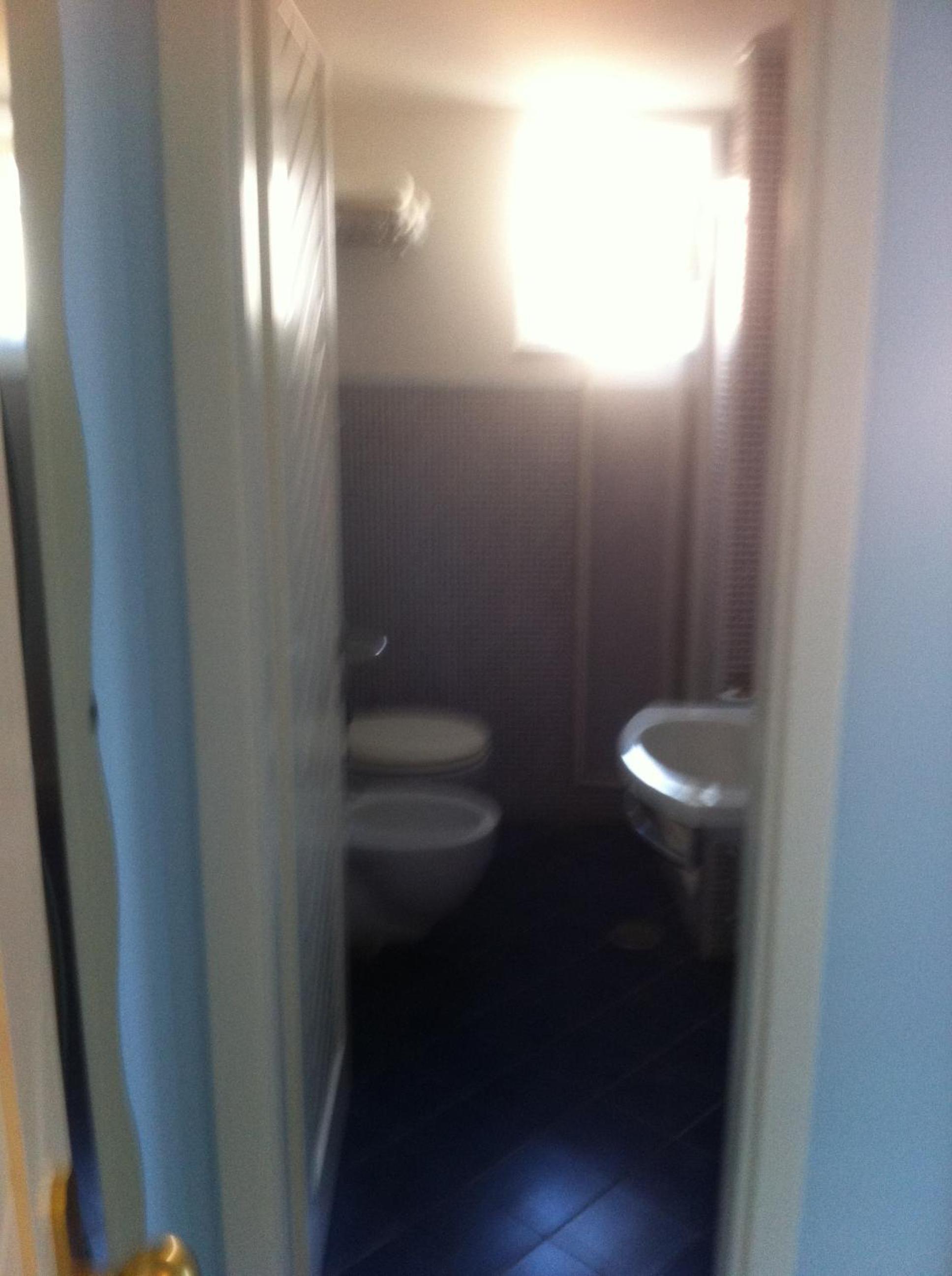 Double or Twin Room - Photo 13
