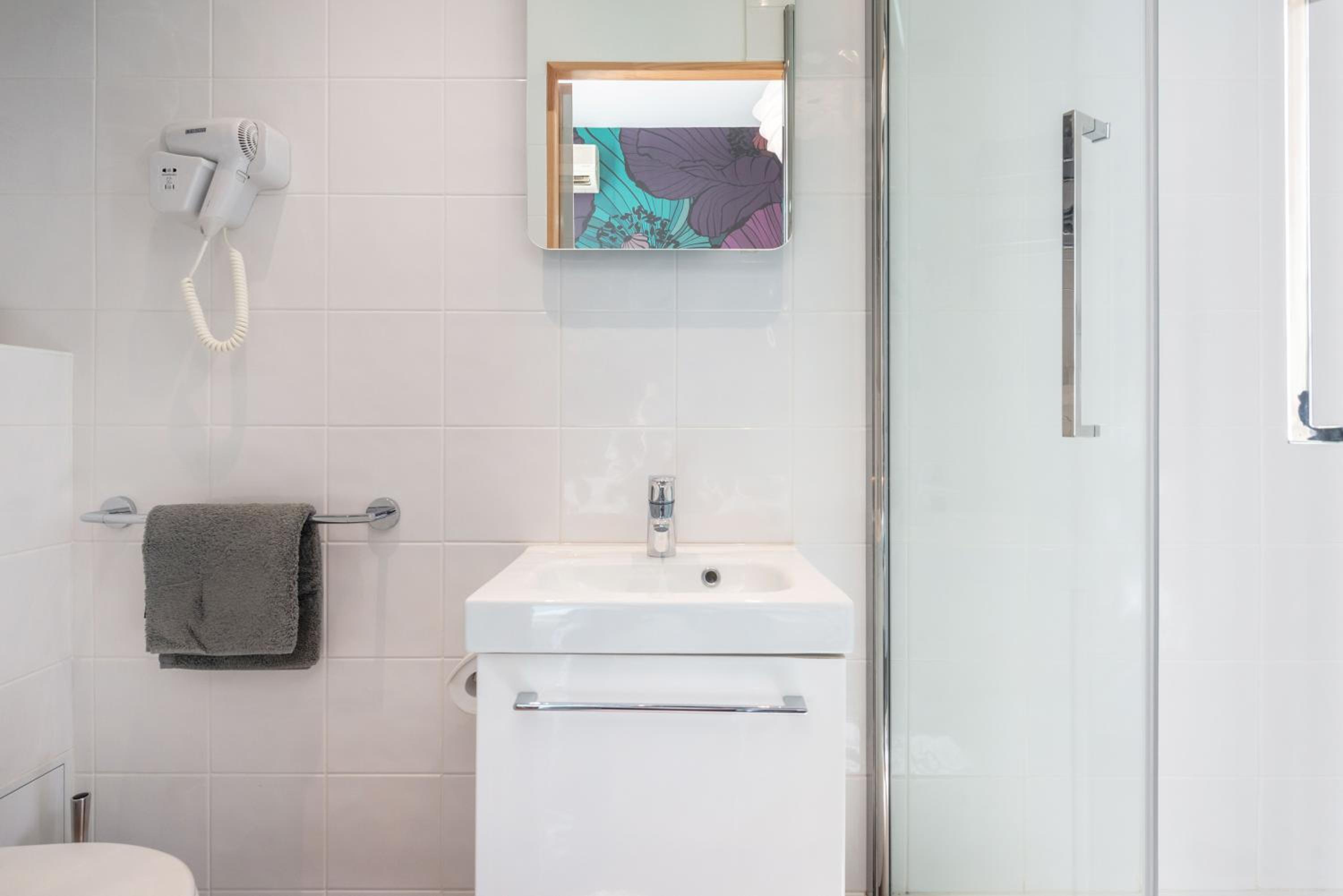 Double Room or Single Occupancy  - Photo 7