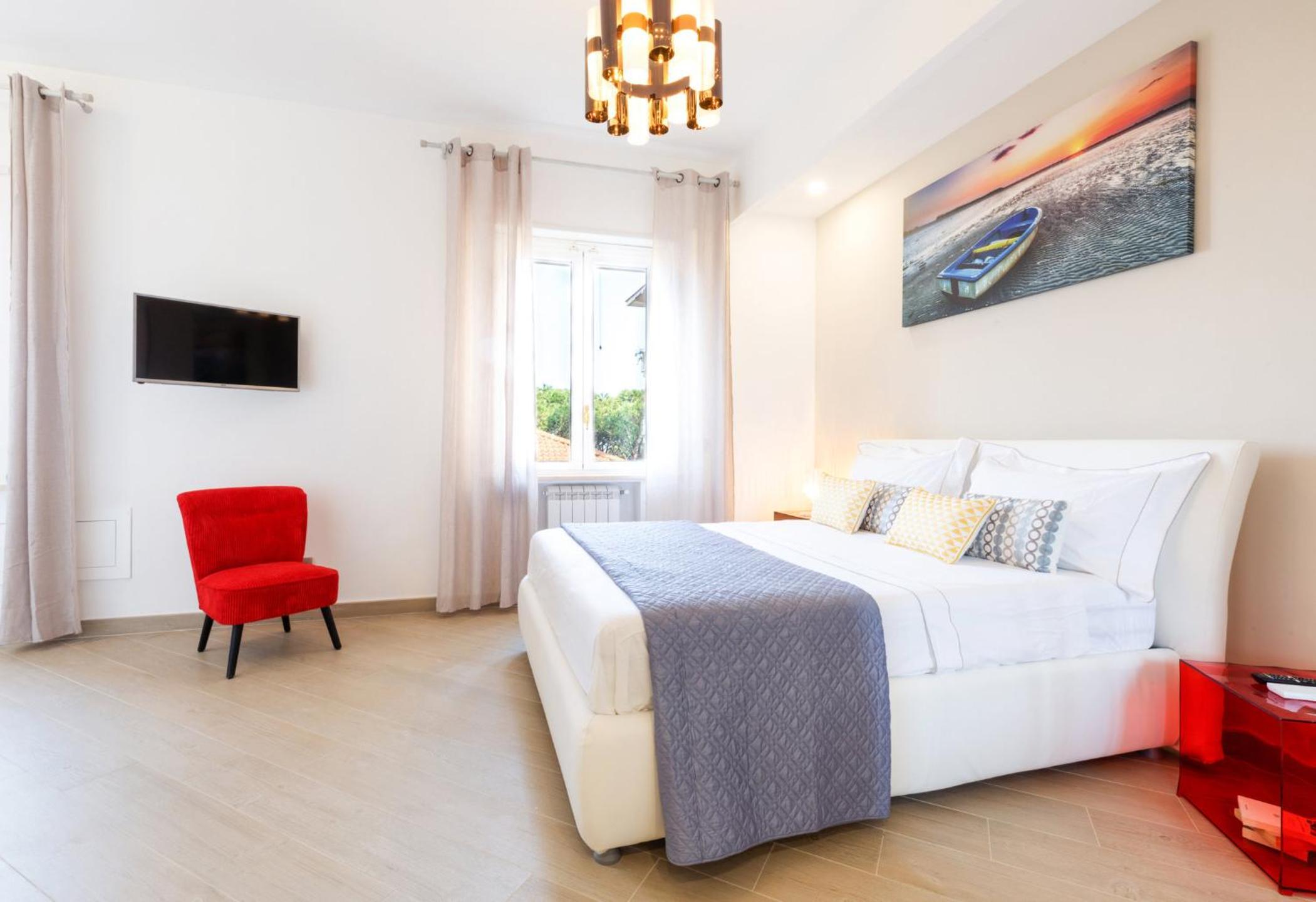 Two-Bedroom Apartment - Photo 16