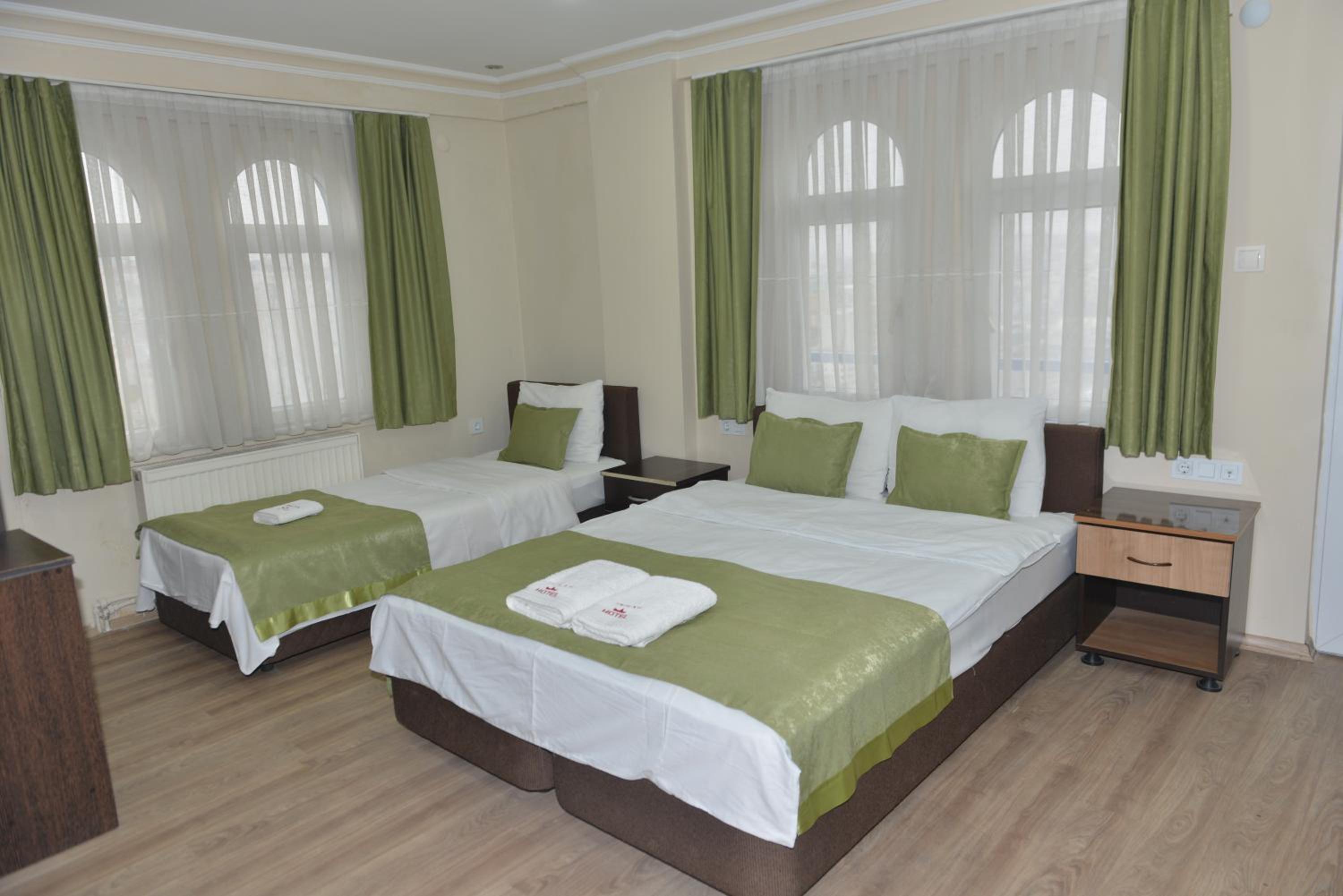 Deluxe Triple Room photo 3