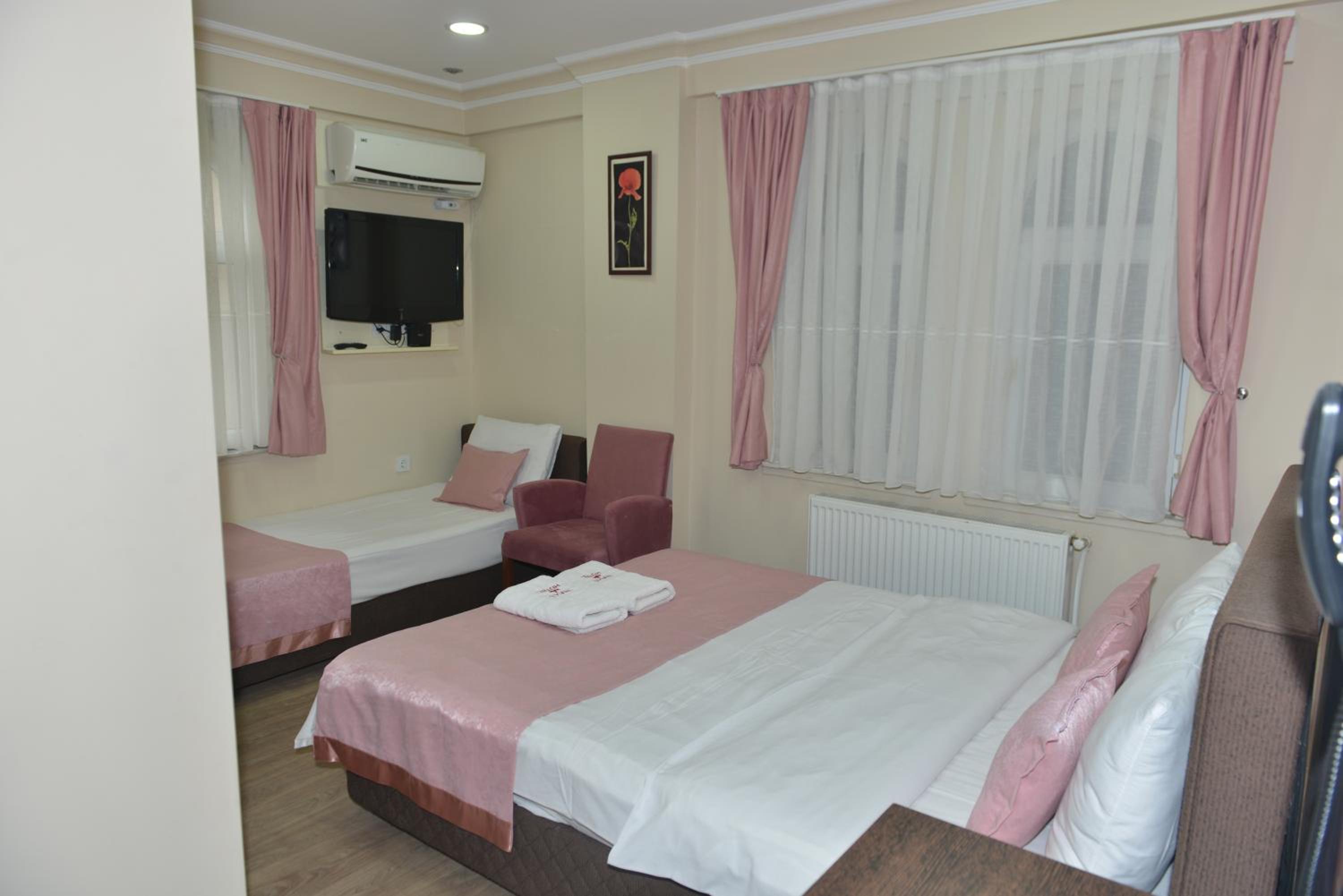 Triple Room photo 3