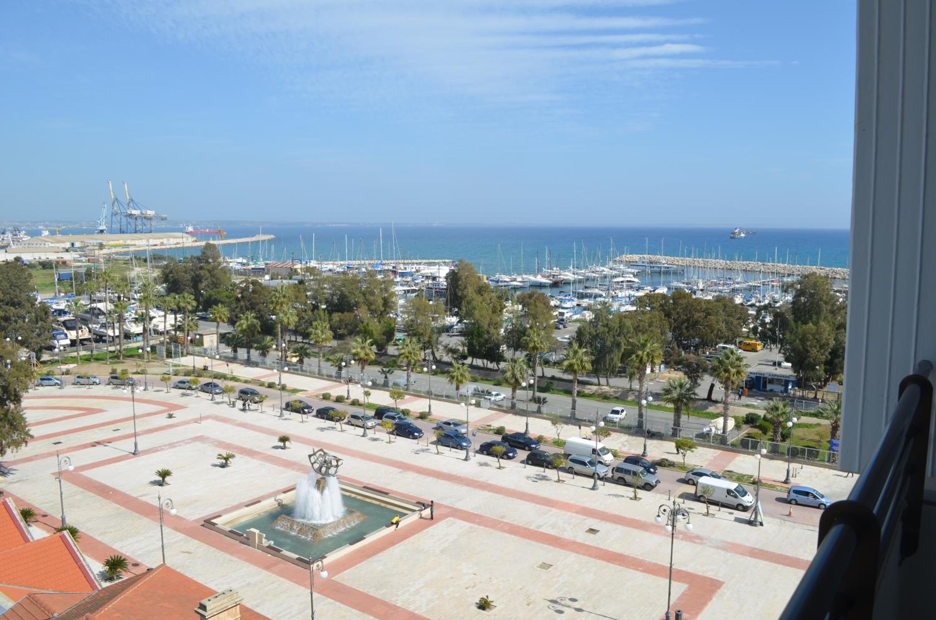 Twin Room with Partial Sea View - Photo 5