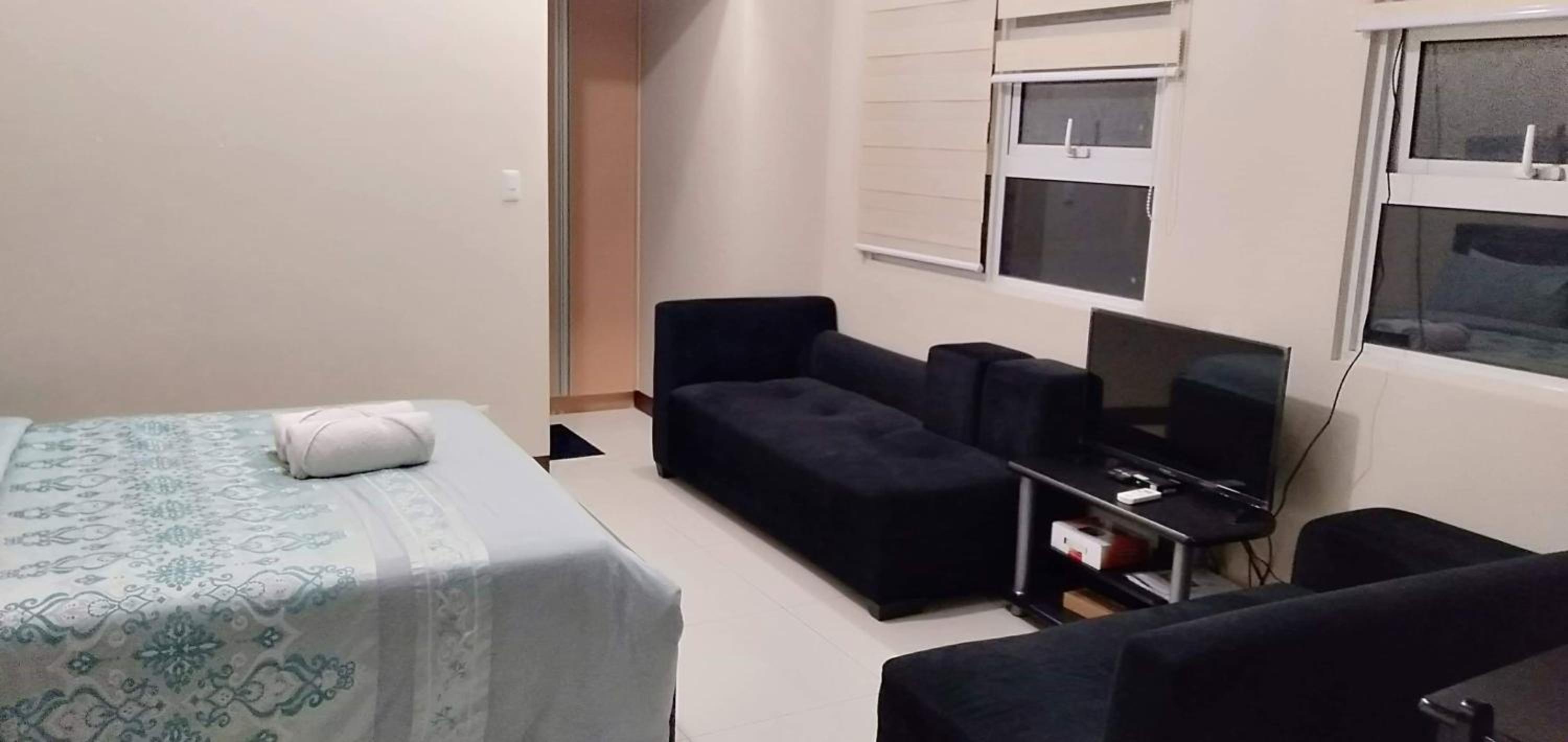 Studio Apartment - Photo 4