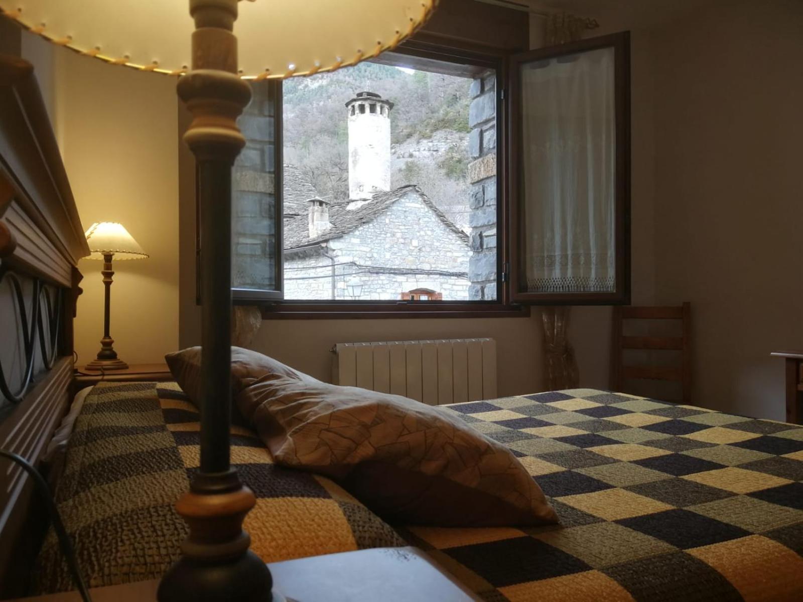 Apartment with Mountain View photo 2