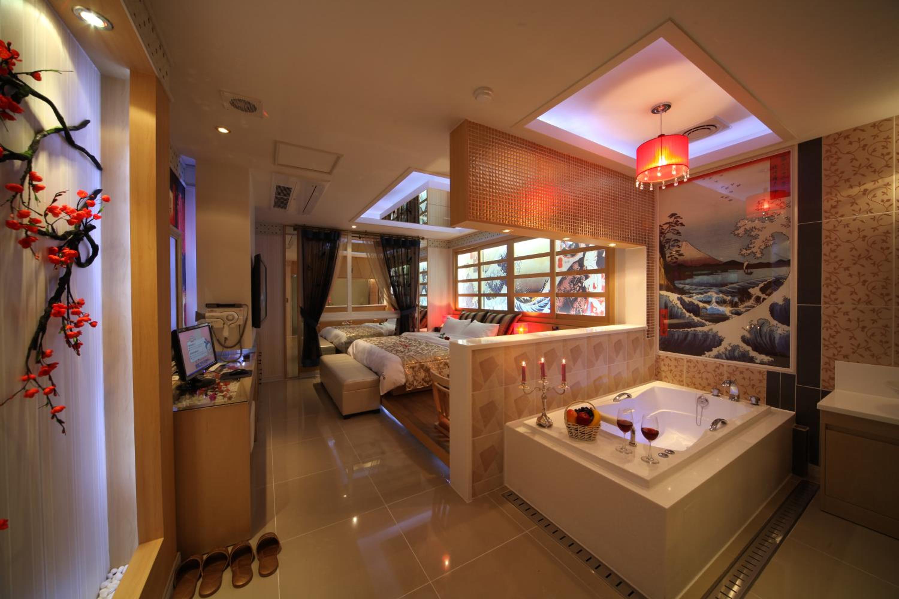 Deluxe Double Room - Photo 1