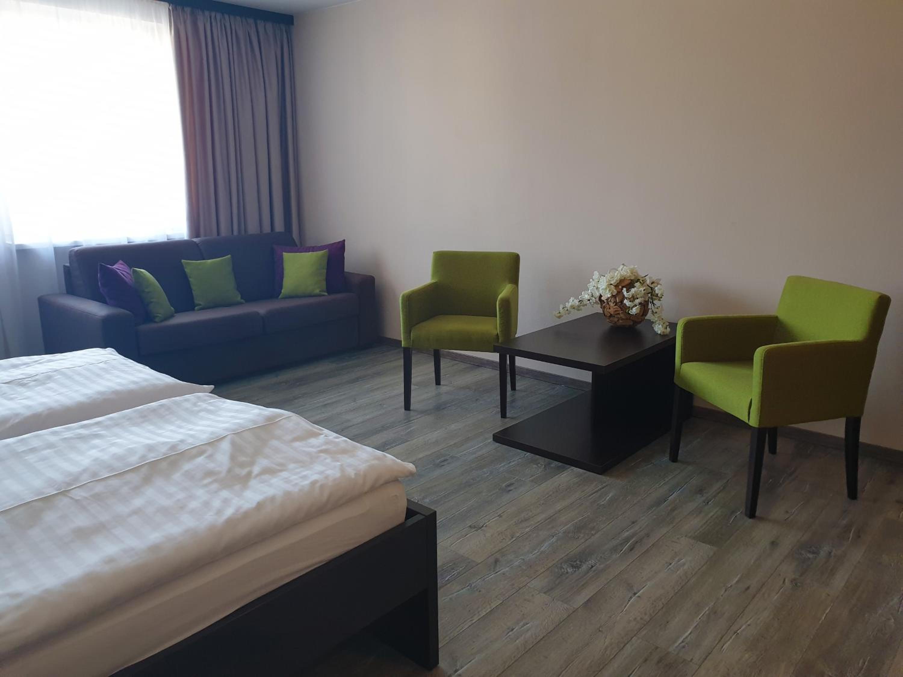 Double Room with Extra Bed - Photo 4