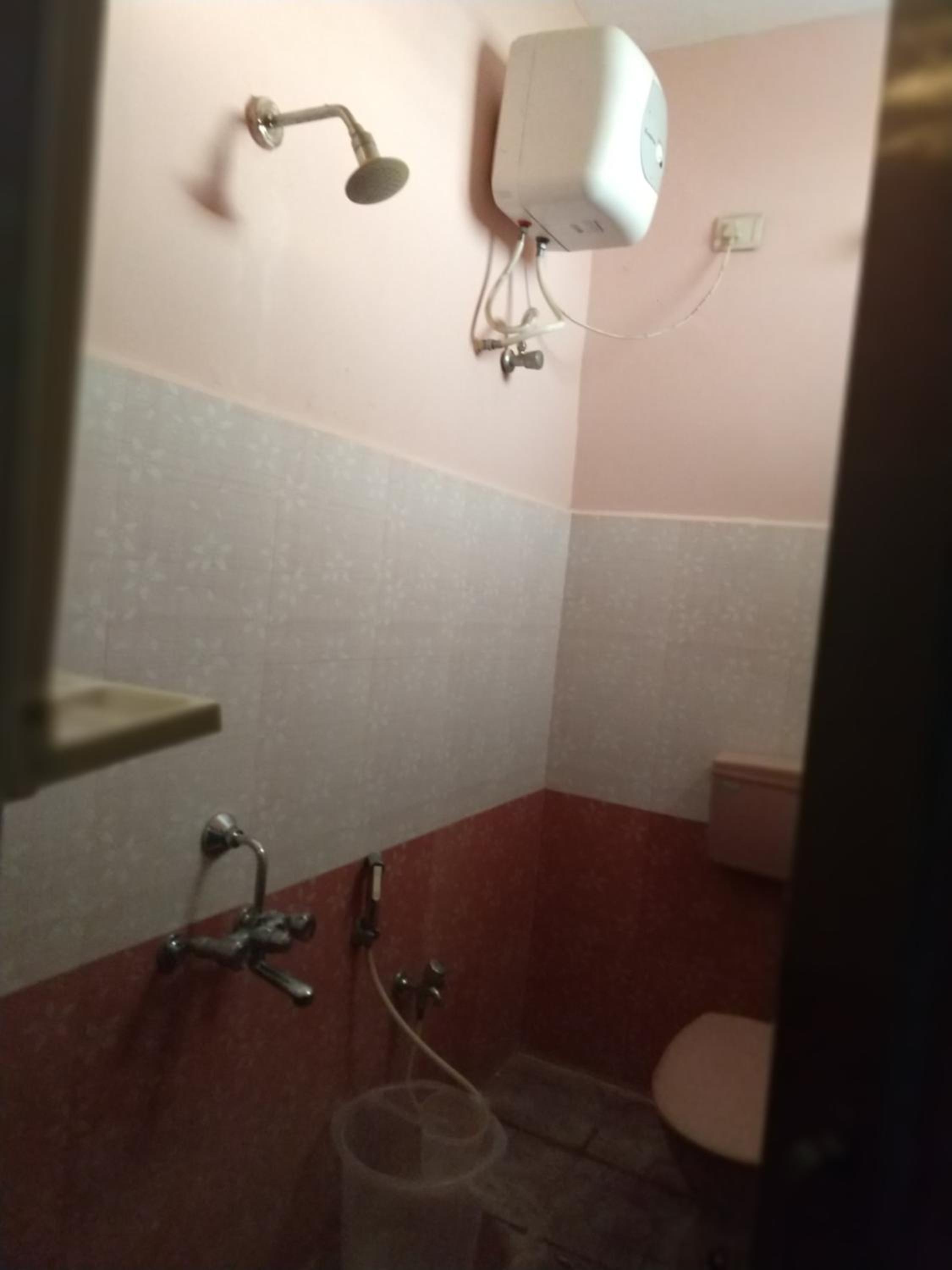 Deluxe Double Room (2 Adults + 1 Child) photo 3
