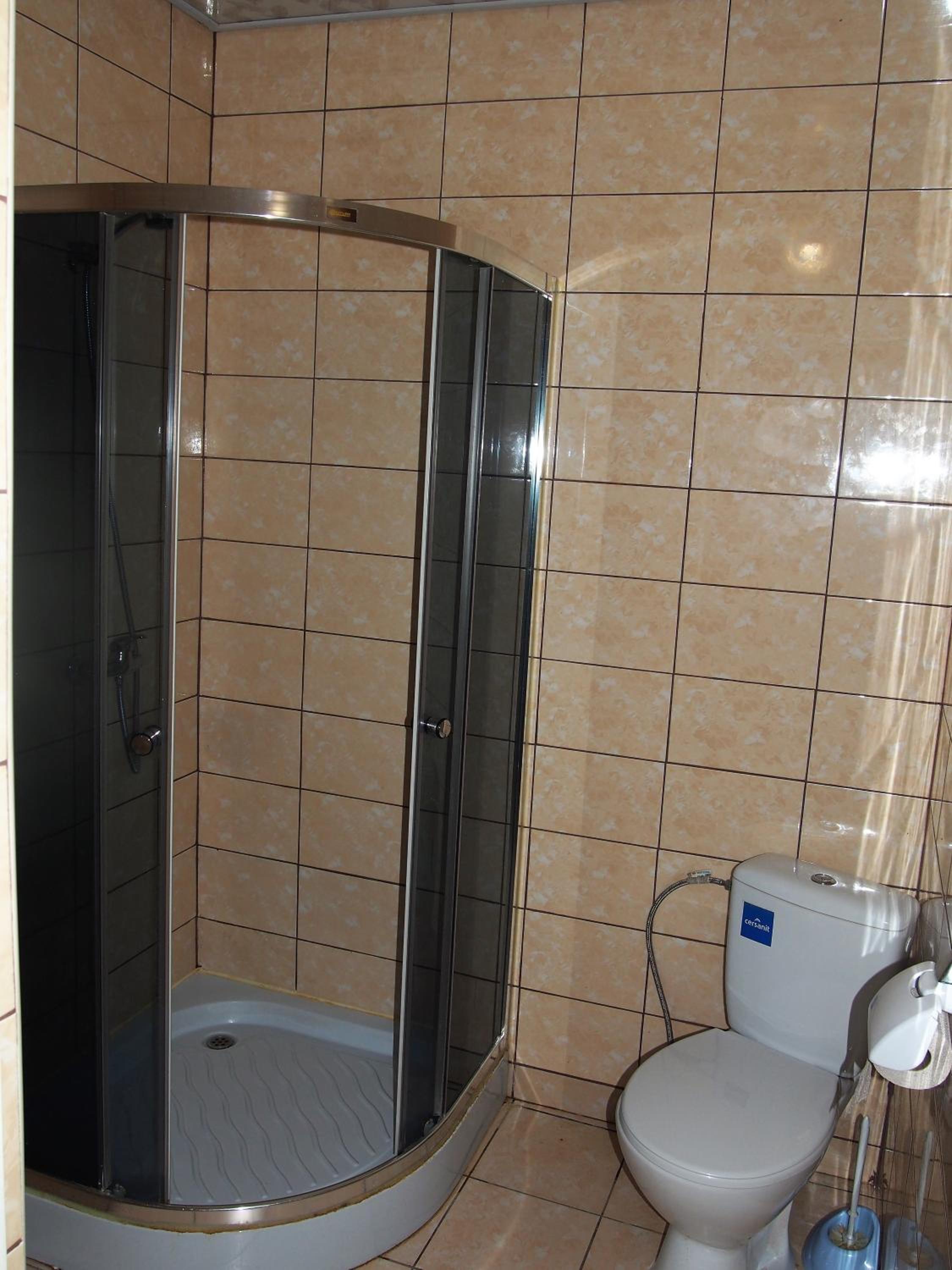 Triple Room with Bathroom - Photo 8