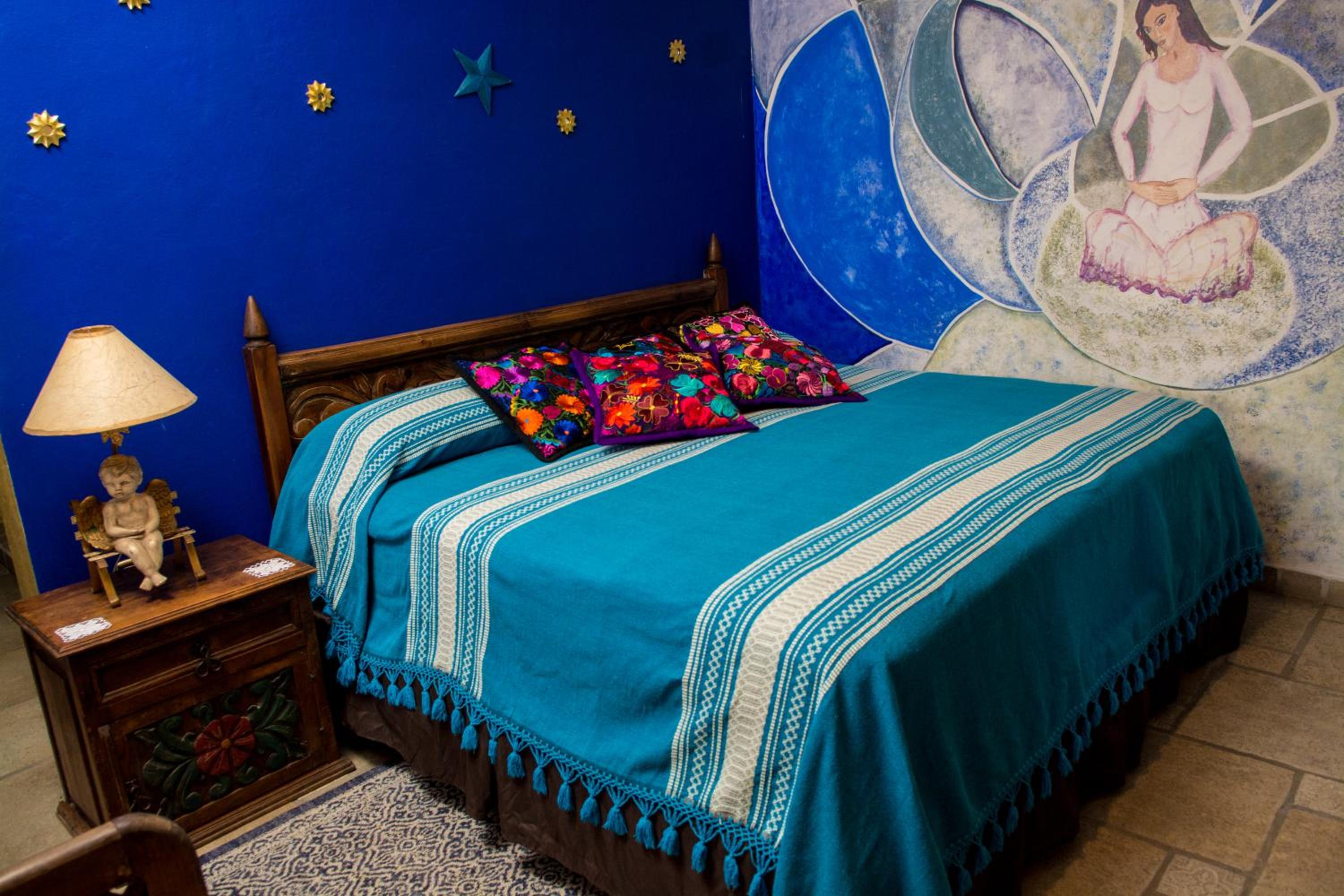 Deluxe King Room - Photo 1