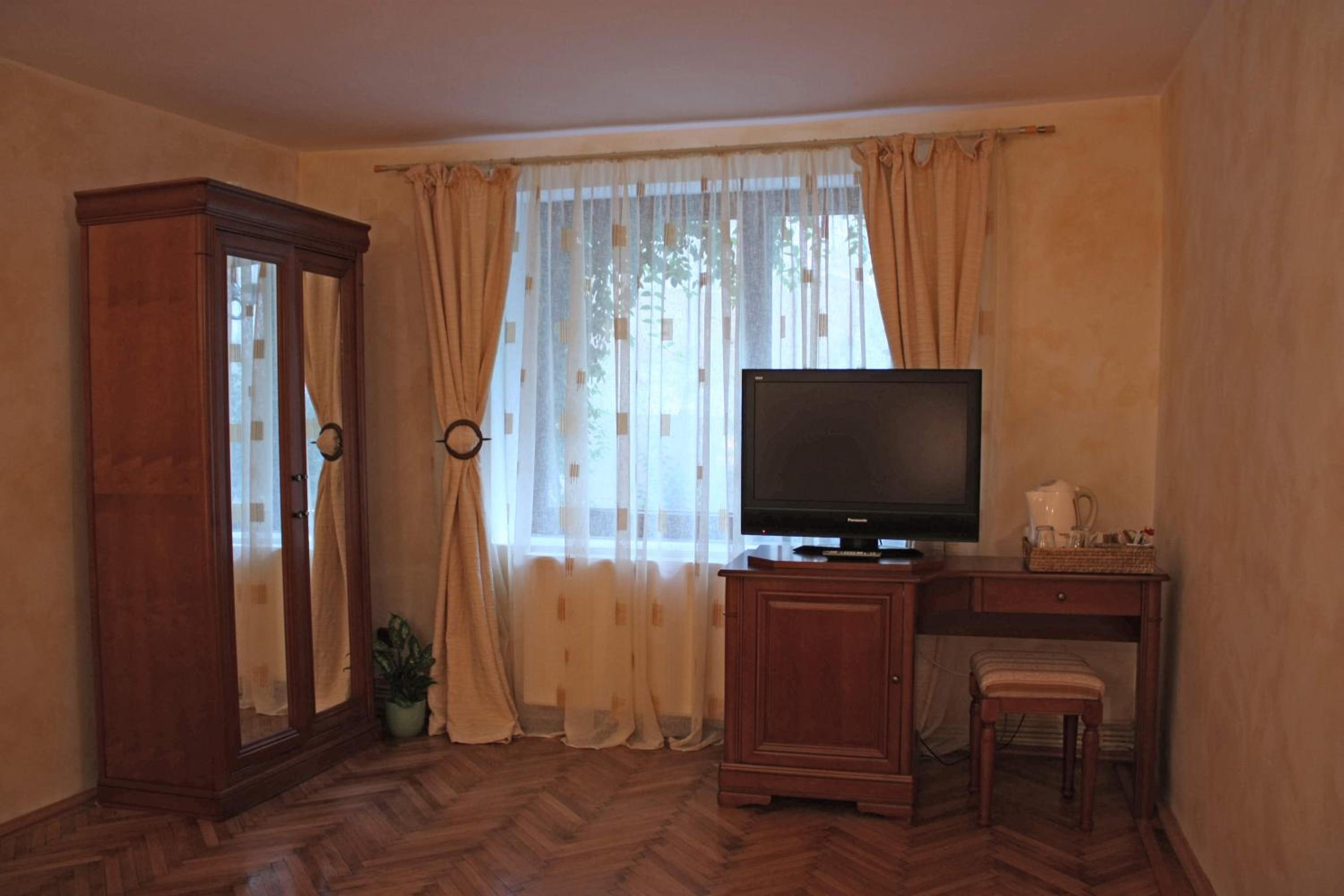 Double Room - Photo 20